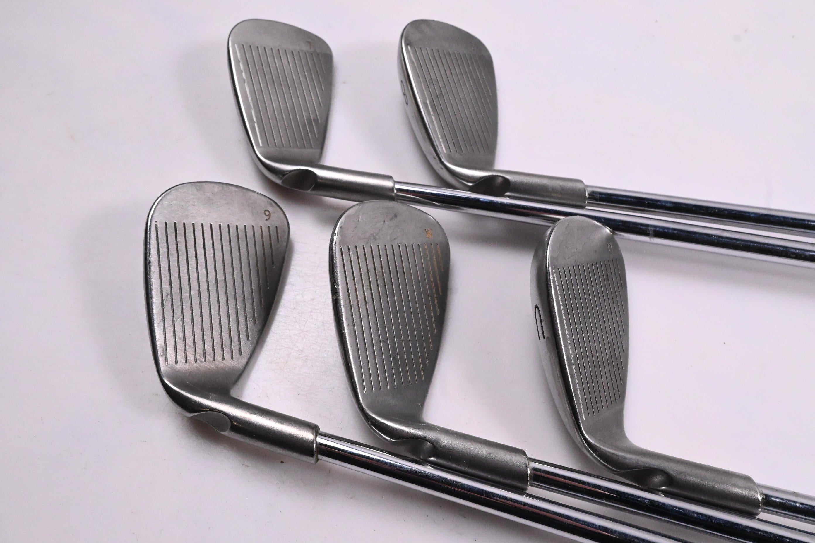 Ping i10 Irons / 7-PW+GW / Green Dot / Regular Flex Ping AWT Steel Shafts