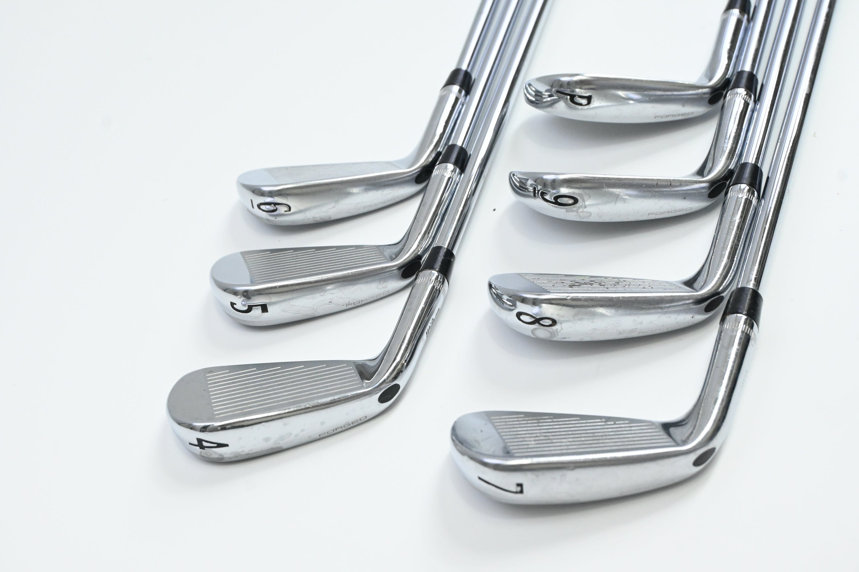 Wilson Staff Model CB 2019 Irons / 4-PW / Regular Flex Dynamic Gold R300 Shafts