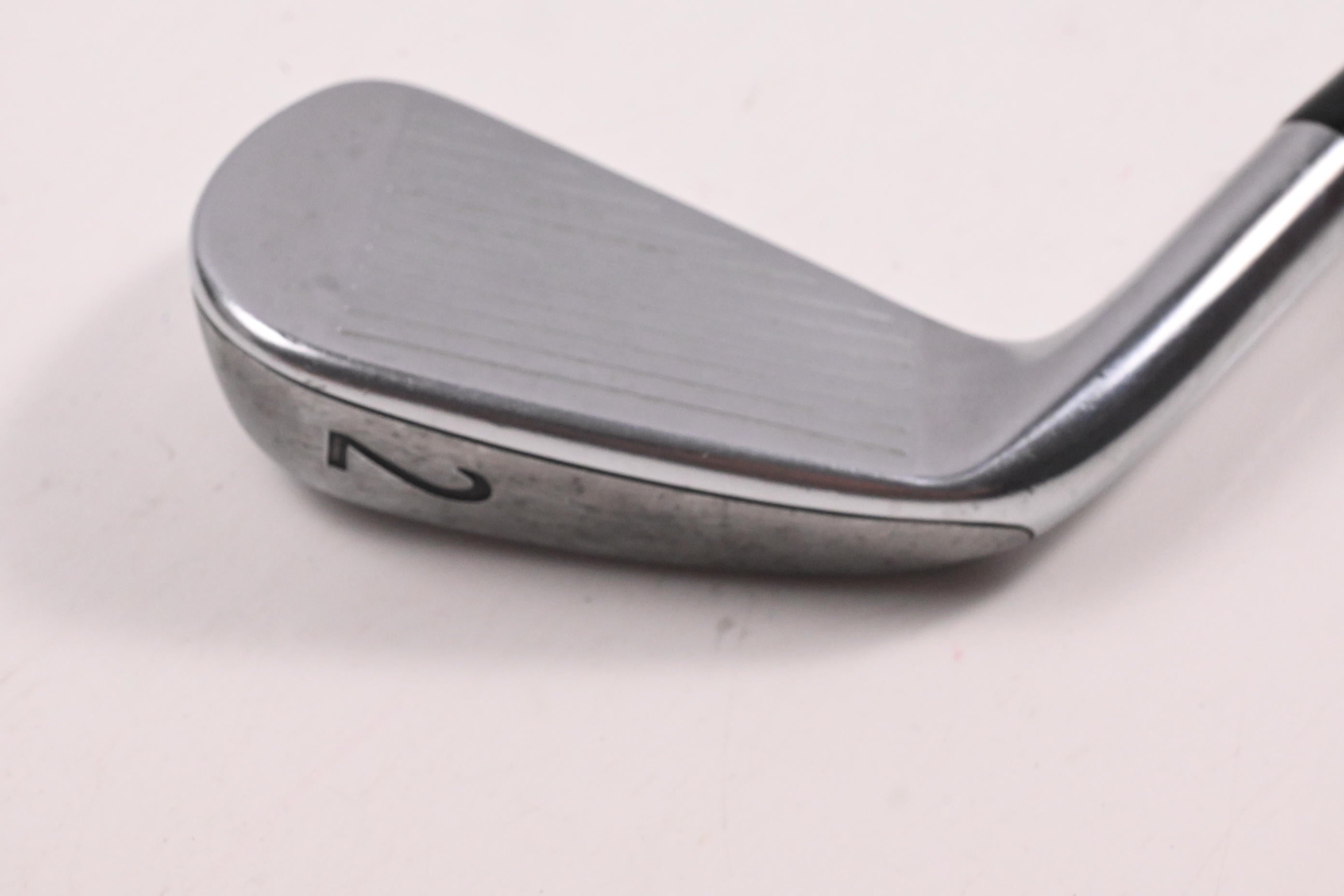 Titleist 716 T-MB Utility #2 Iron / 17 Degree / Stiff Flex Dynamic Gold AMT S300