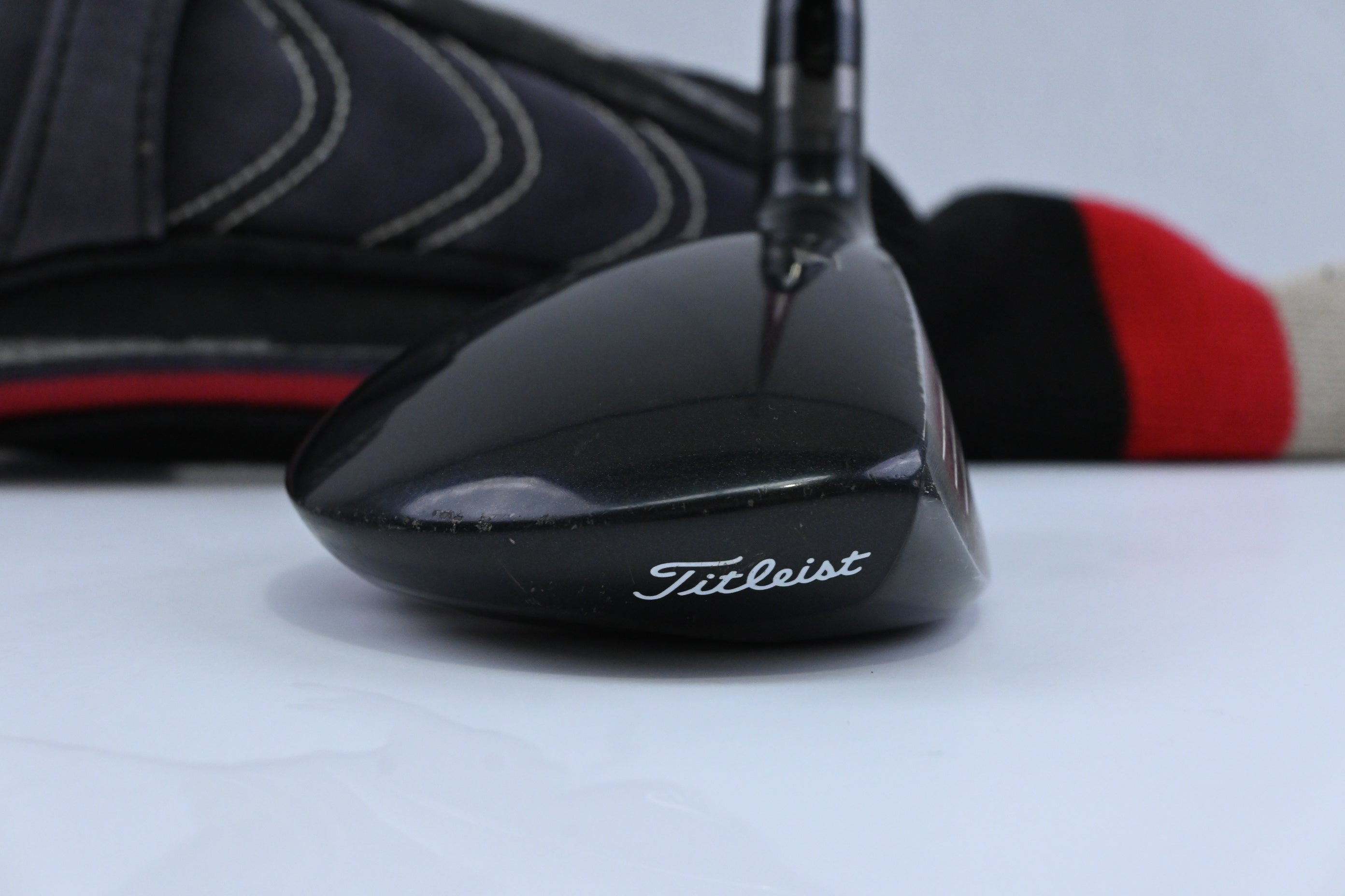 Titleist 913 F #5 Wood / 19 Degree / Regular Flex Graphite Design 60 Shaft