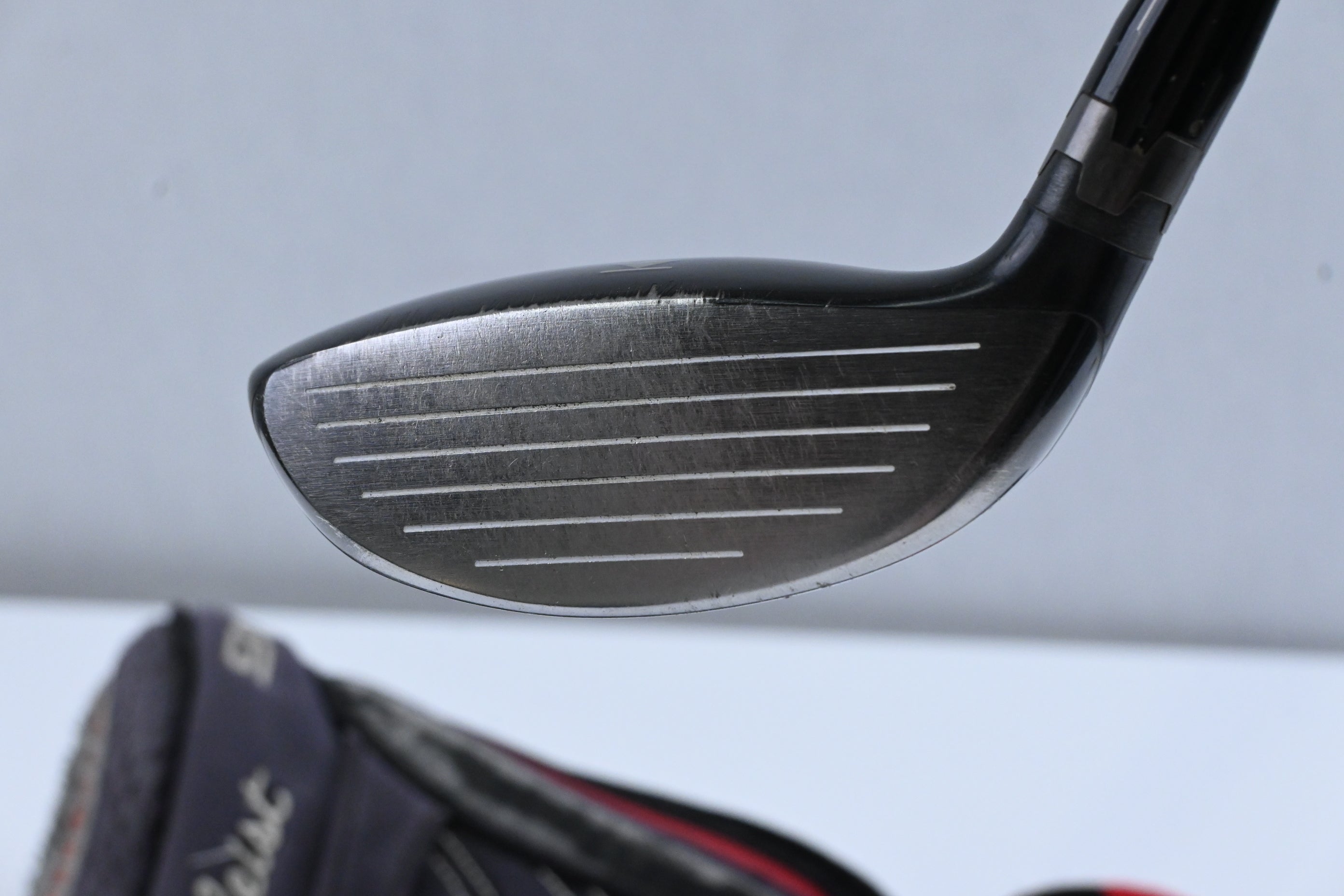Titleist 913 F #5 Wood / 19 Degree / Regular Flex Graphite Design 60 Shaft