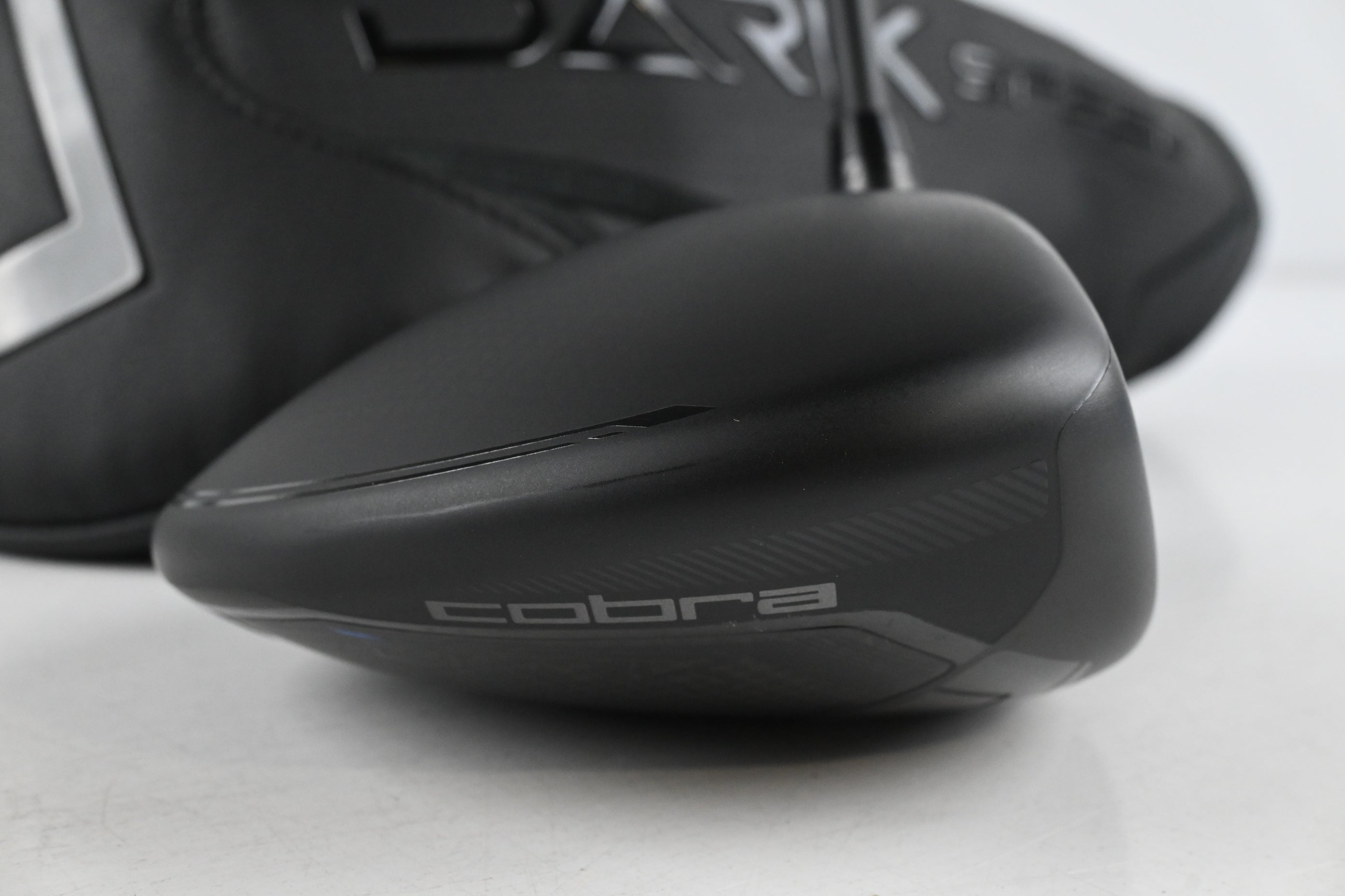 Cobra Darkspeed X Driver / 10.5 Degree / Regular Flex Hzrdus CB Red 50 Shaft