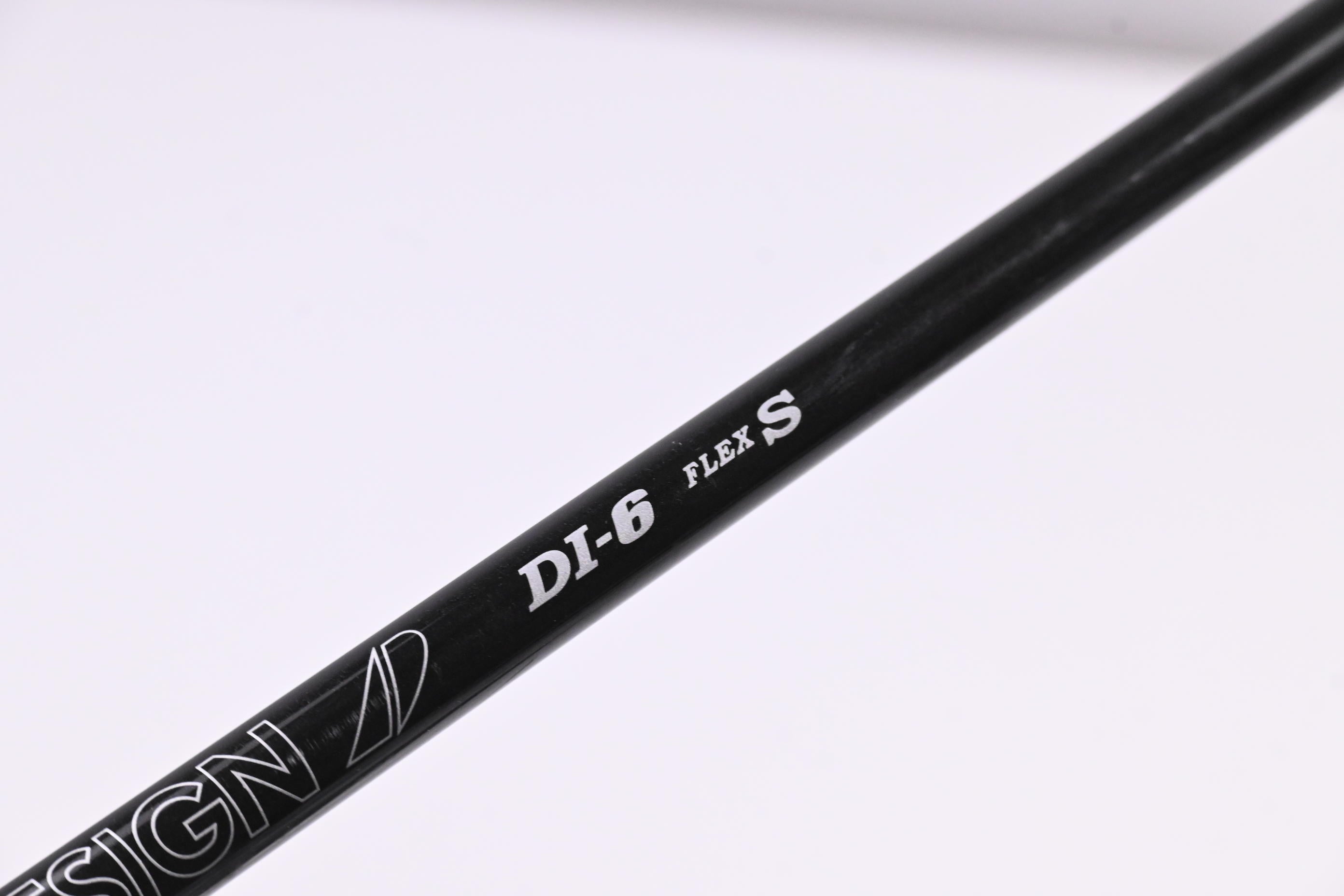 Graphite Design Tour AD DI-6 Black Driver Shaft / Stiff Flex / Titleist