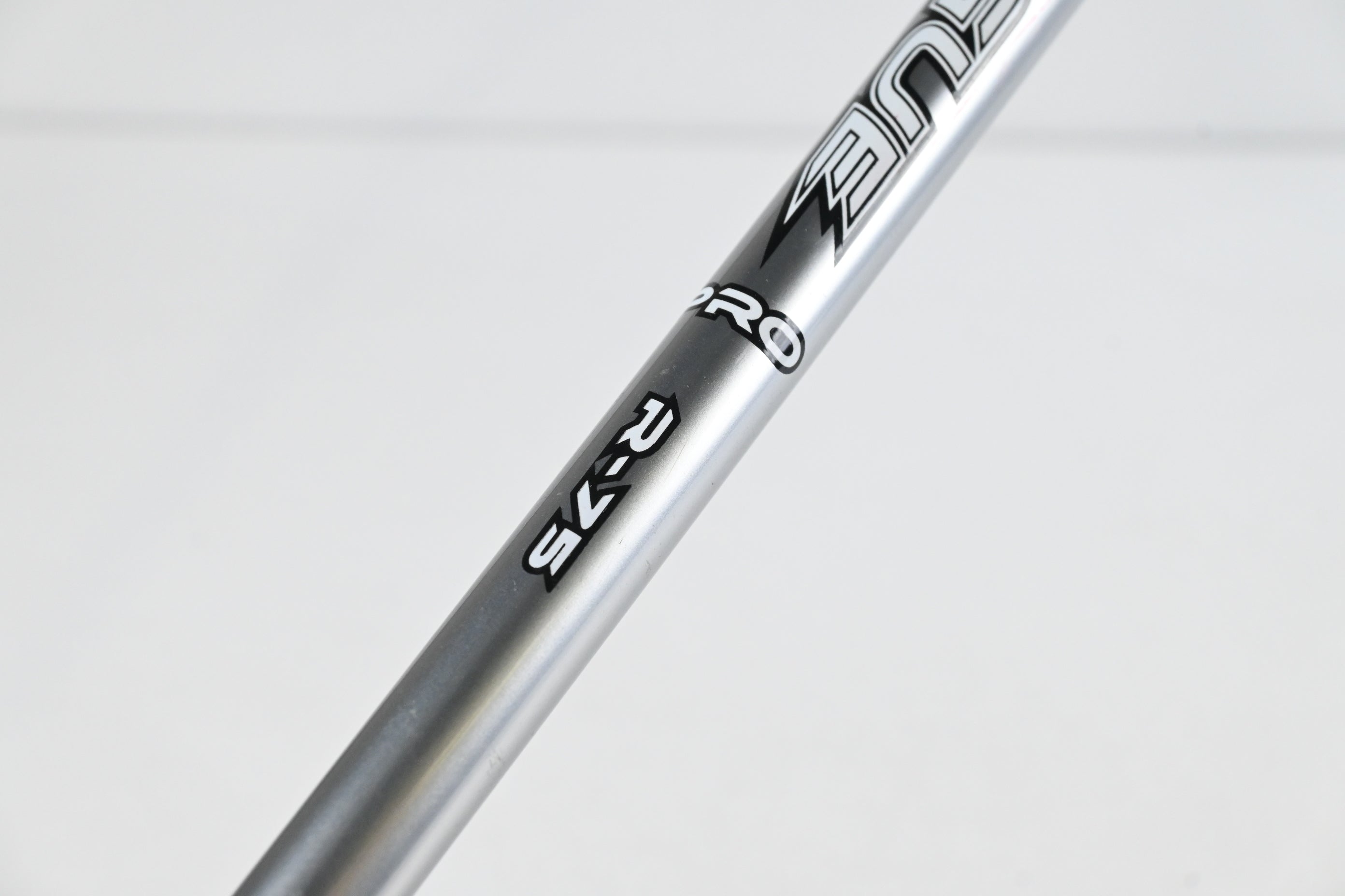 Cobra King F8 #4 Hybrid / 22 Degree / Regular Flex Aldila Rogue Pro 75