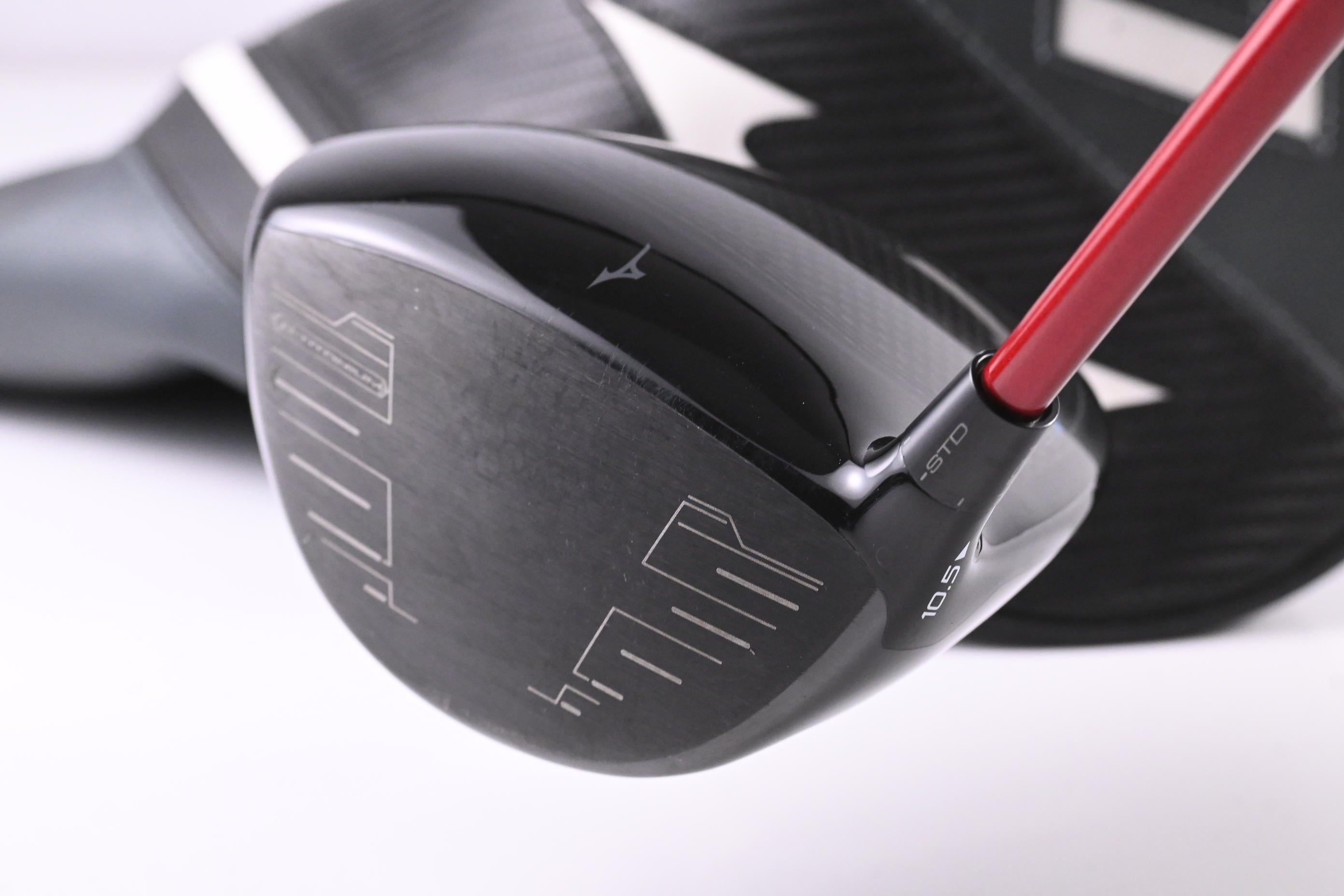 Mizuno ST-X 230 Driver / 10.5 Degree / Stiff Flex Project X Denali Red 60 Shaft