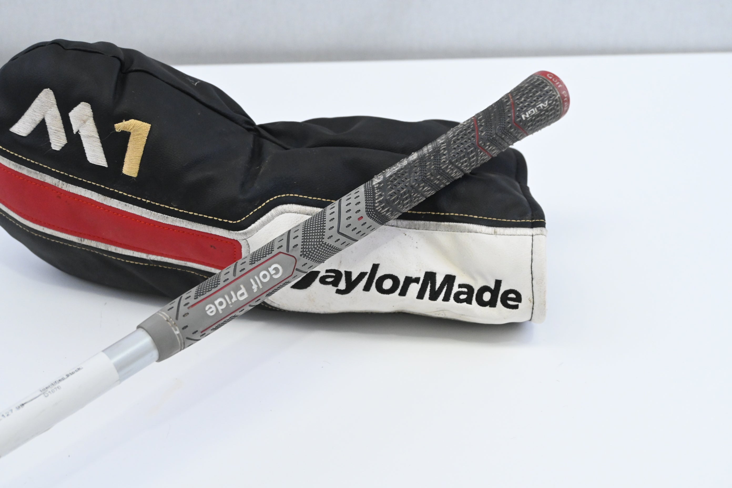 Taylormade M1 2016 Driver / 12 Degree / Regular Flex Kuro Kage Silver 60