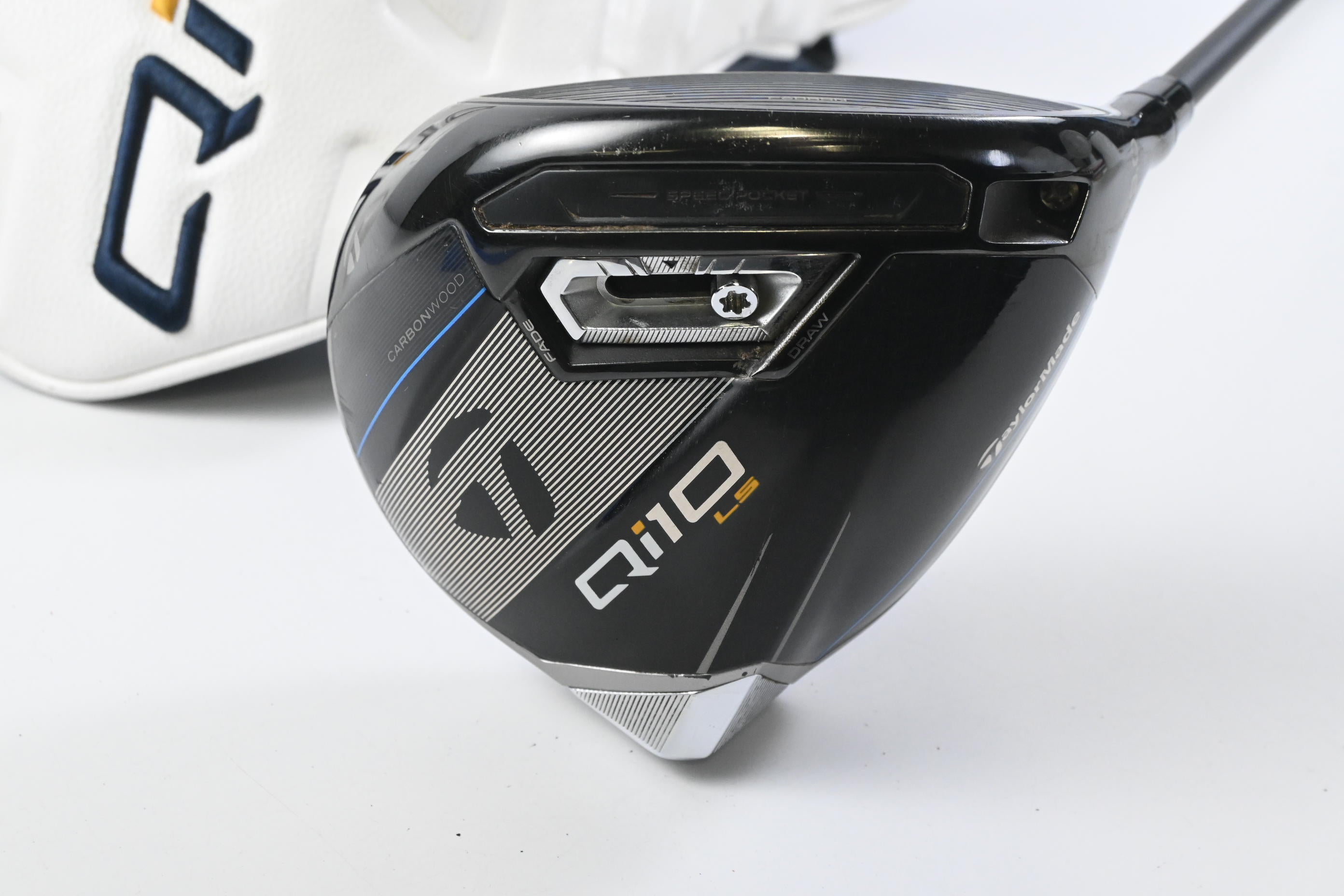 Taylormade Qi10 LS Driver / 9 Degree / Stiff Flex Kai'li White Dark Waves 60