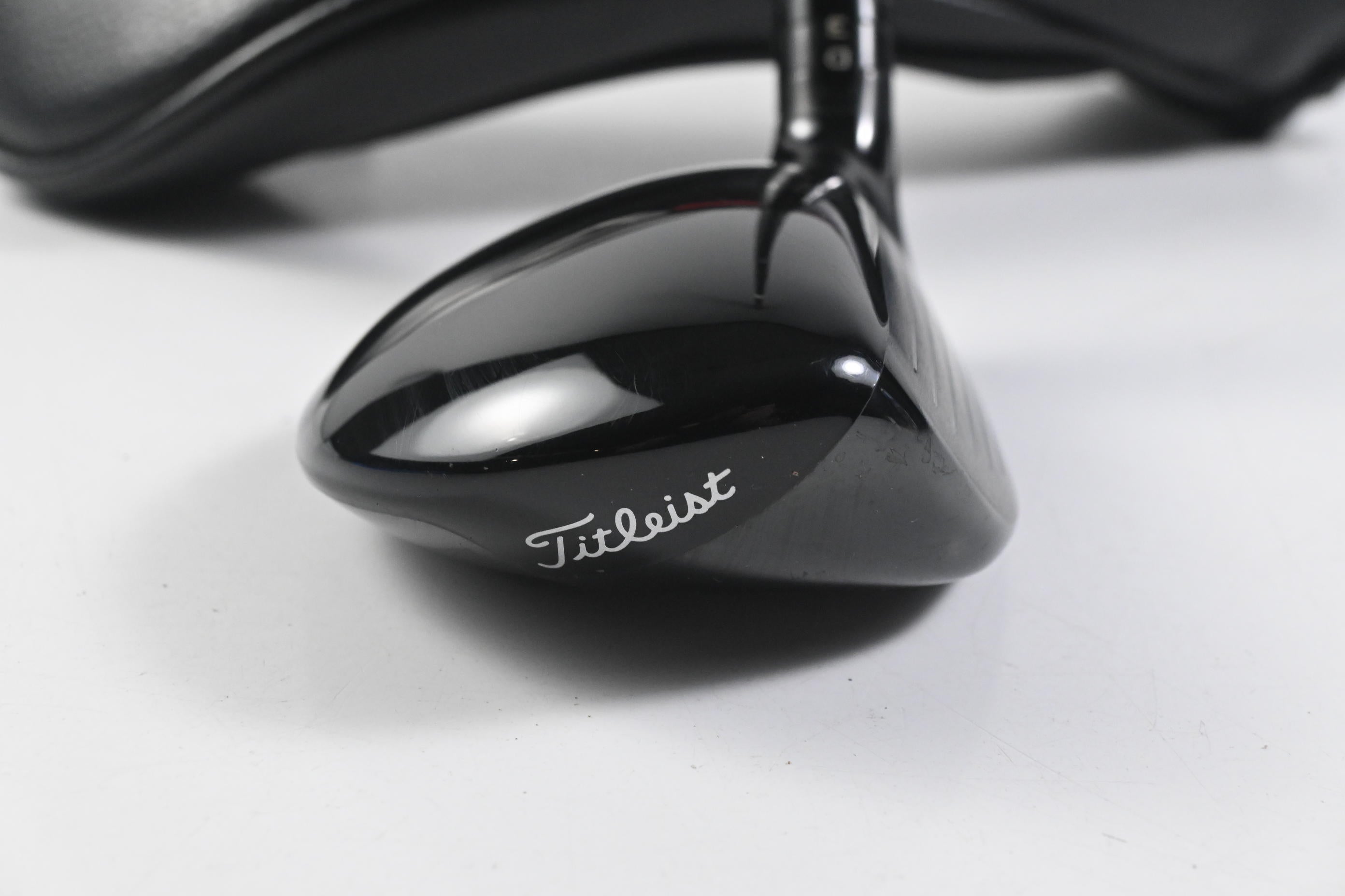 Titleist GT1 #7 Hybrid / 29 Degree / Stiff Flex HZRDUS Black 90 Shaft