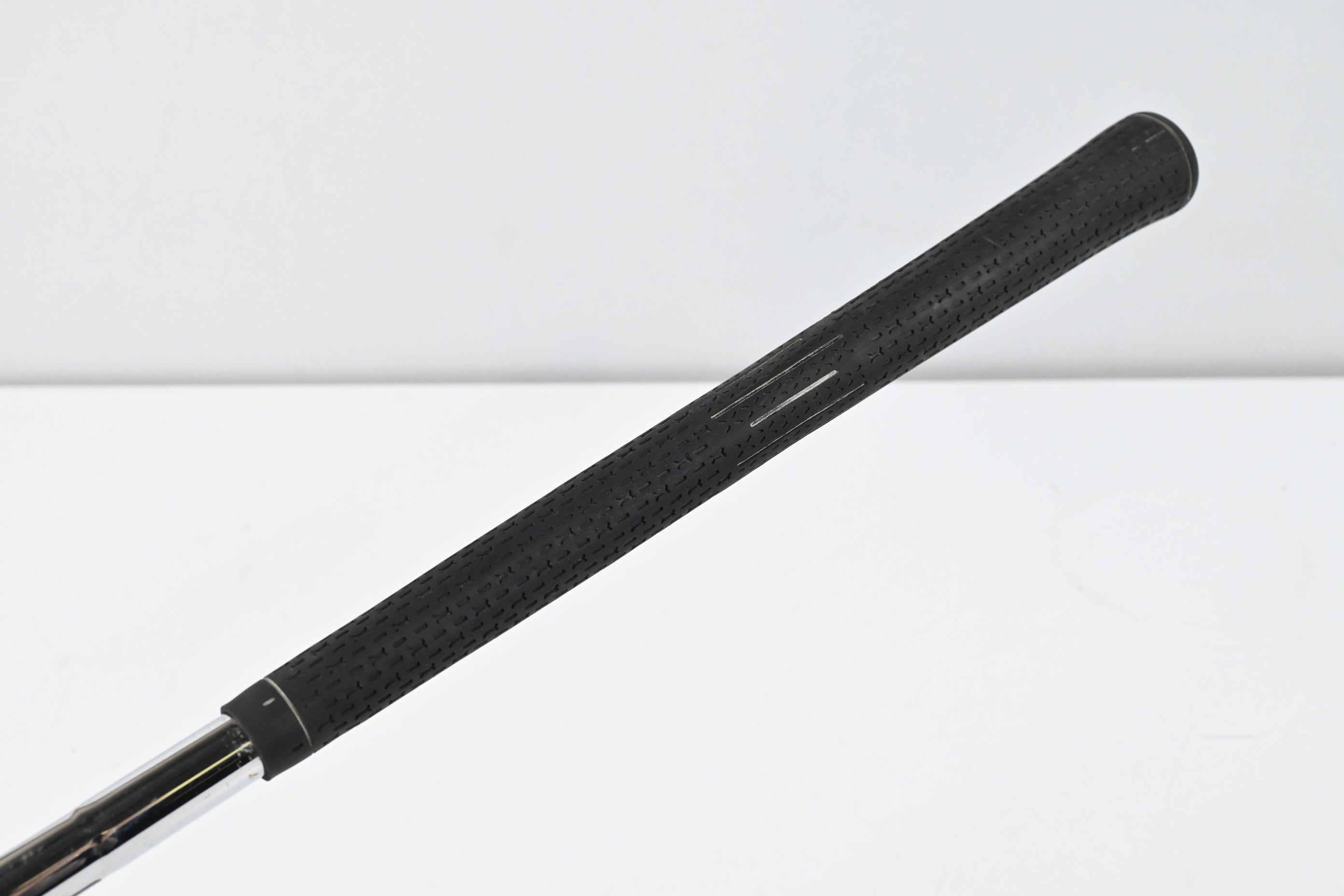 Ping G30 #8 Iron / Black Dot / Regular Flex Ping CFS Distance Shaft