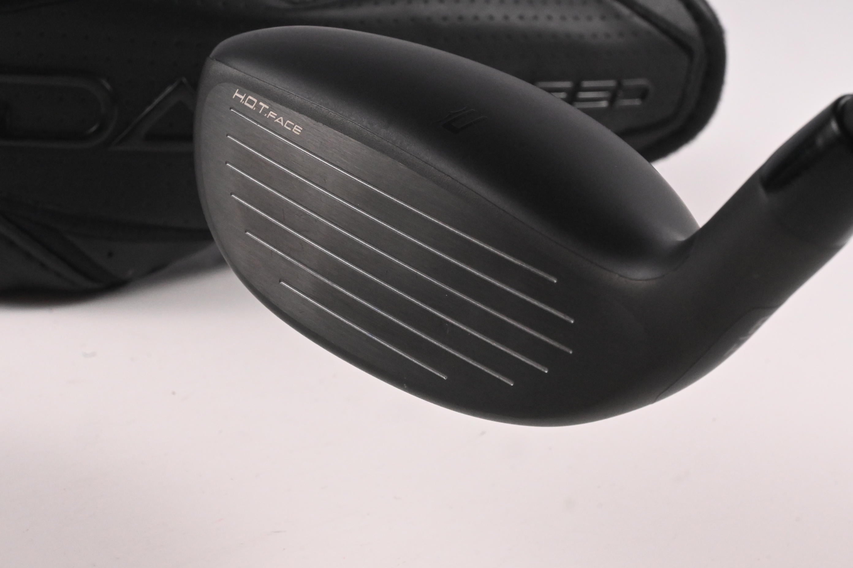 Cobra Darkspeed #3 Hybrid / 19 Degree / Stiff Flex KBS PGI 85 Shaft