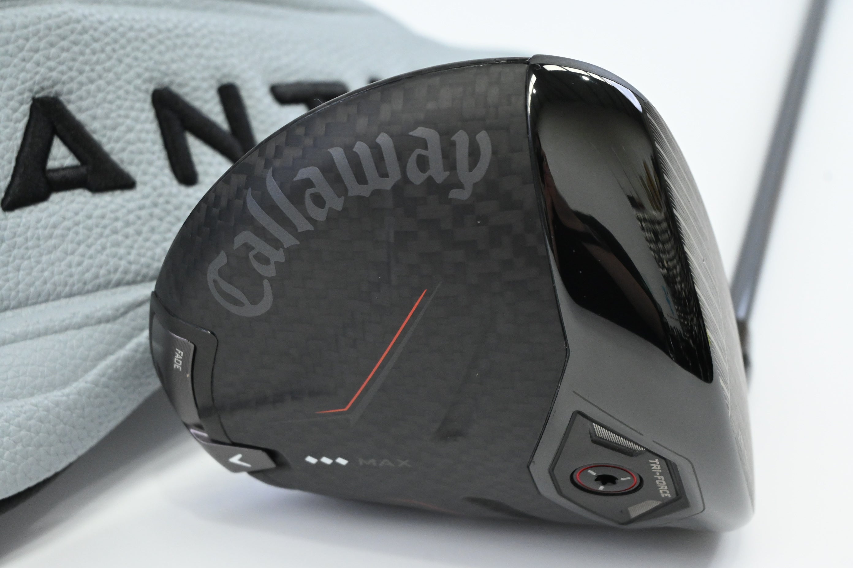 Callaway Quantum Triple Diamond Max Driver / 9 Degree / X-Flex Denali Charcoal