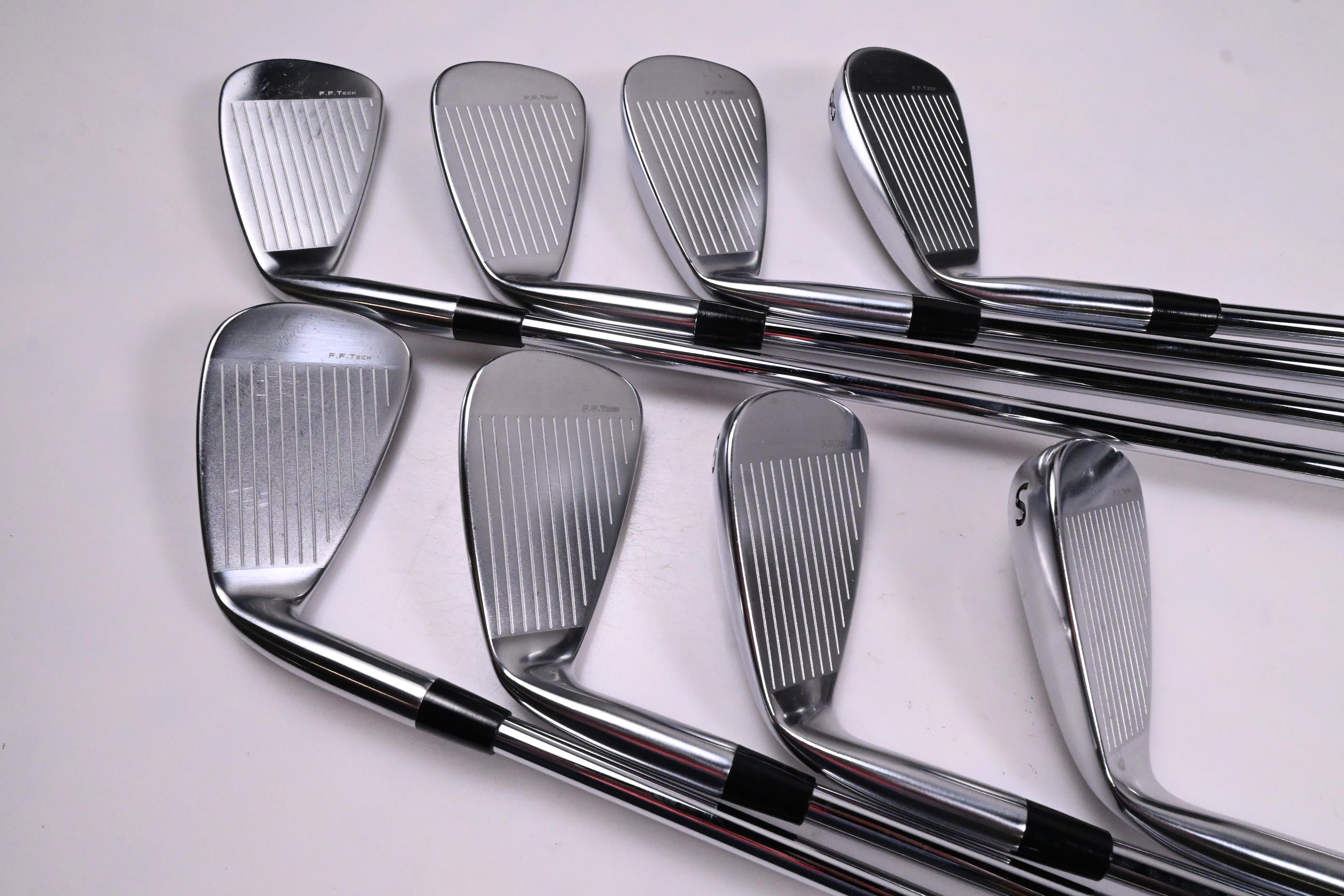 Benross Delta XT Irons / 5-PW+GW+SW / Regular Flex KBS Tour 110 Shafts