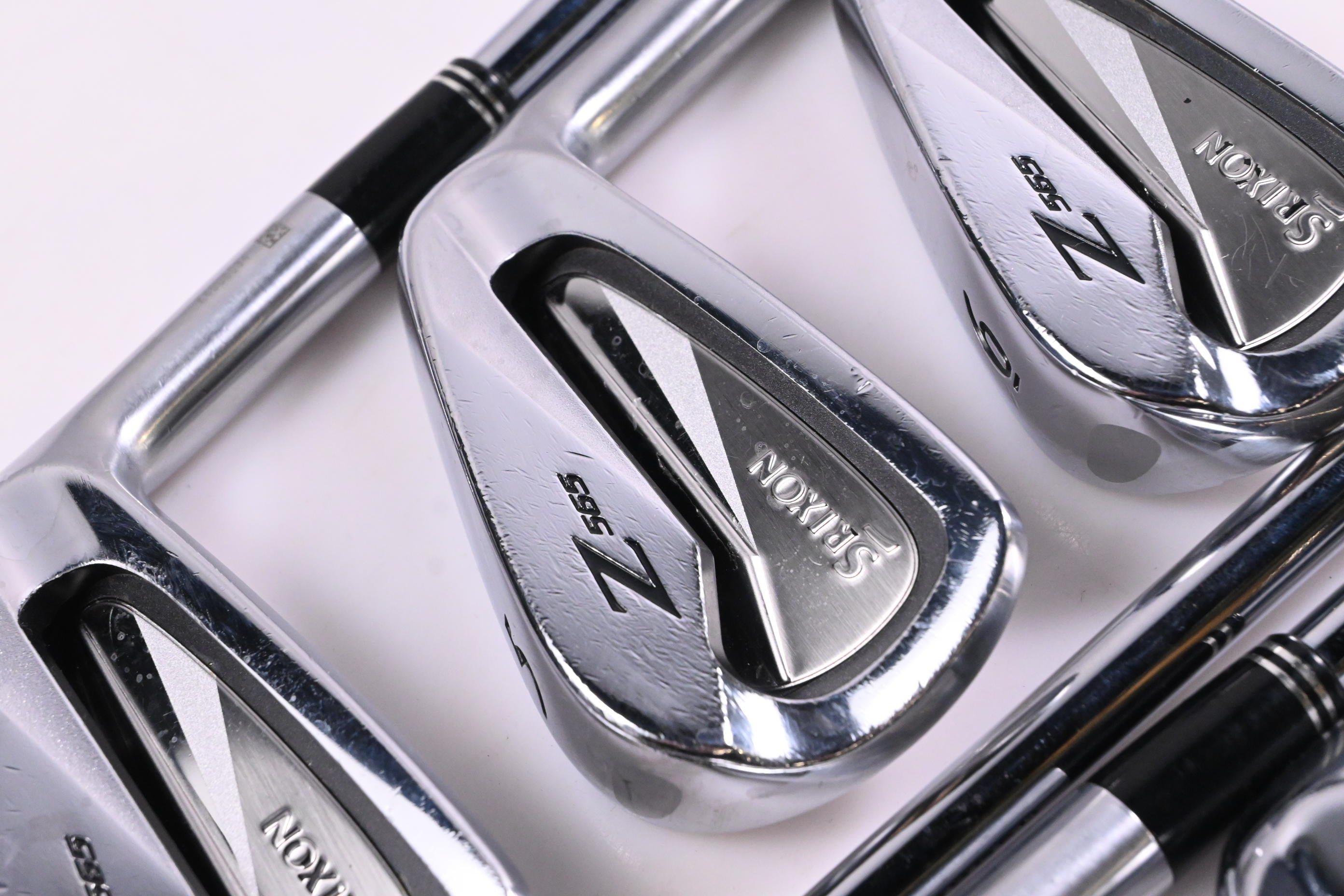 Srixon Z-565 Irons / 4-PW / Stiff Flex N.S.Pro Modus³ Tour 120 Shafts