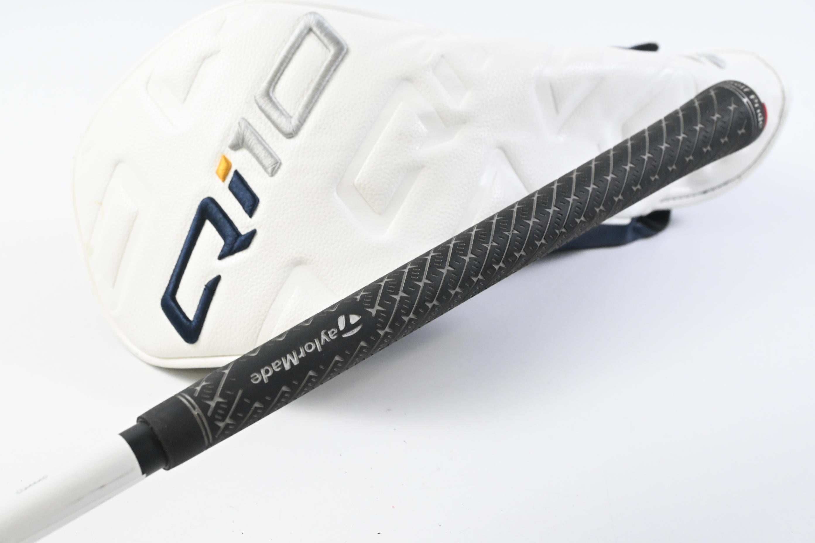 Taylormade Qi10 LS Driver / 9 Degree / Stiff Flex Kai'li White Dark Waves 60