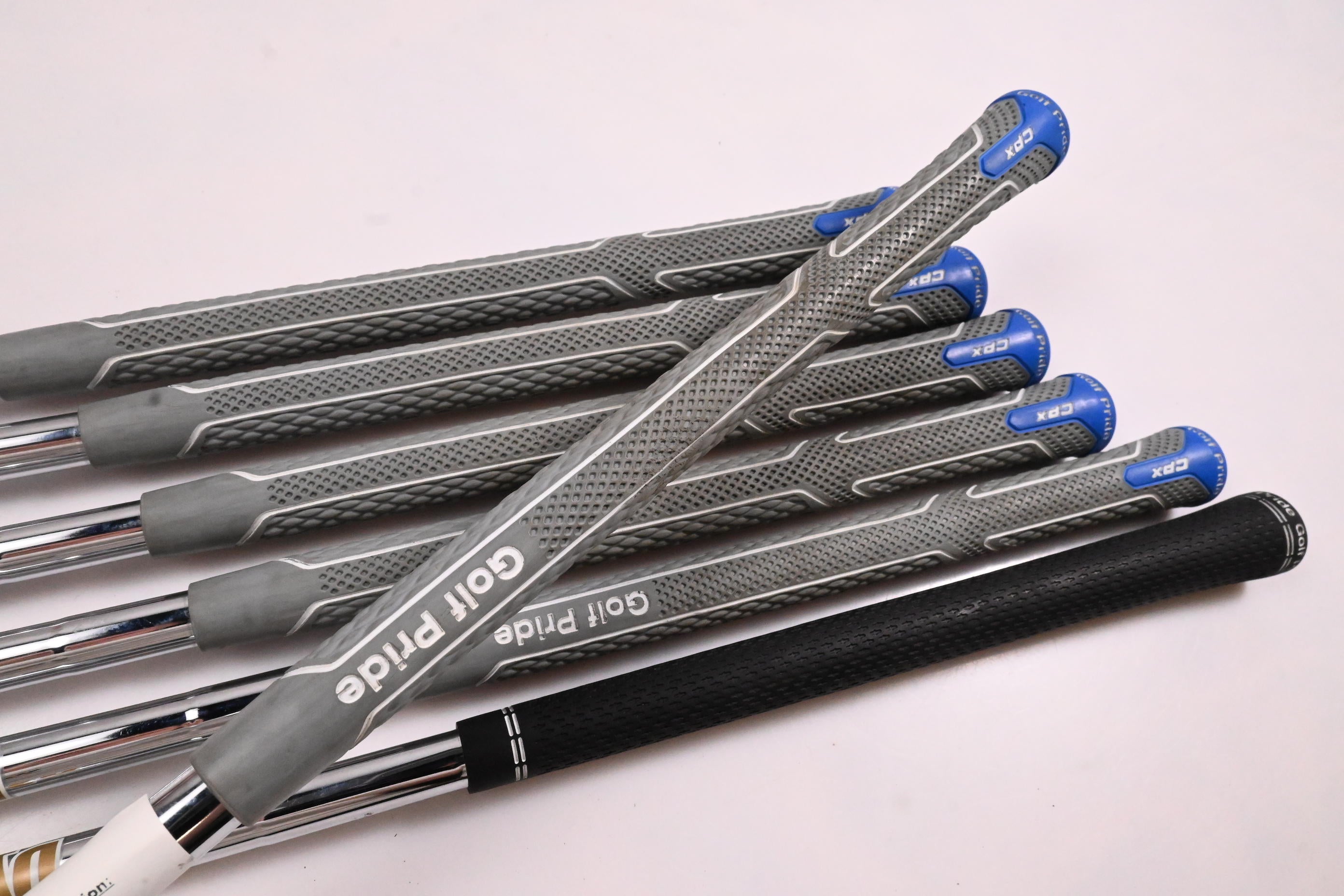 Ping i500 Irons / 4-PW / Green Dot / Regular Flex Dynamic Gold 105 S300 Shafts