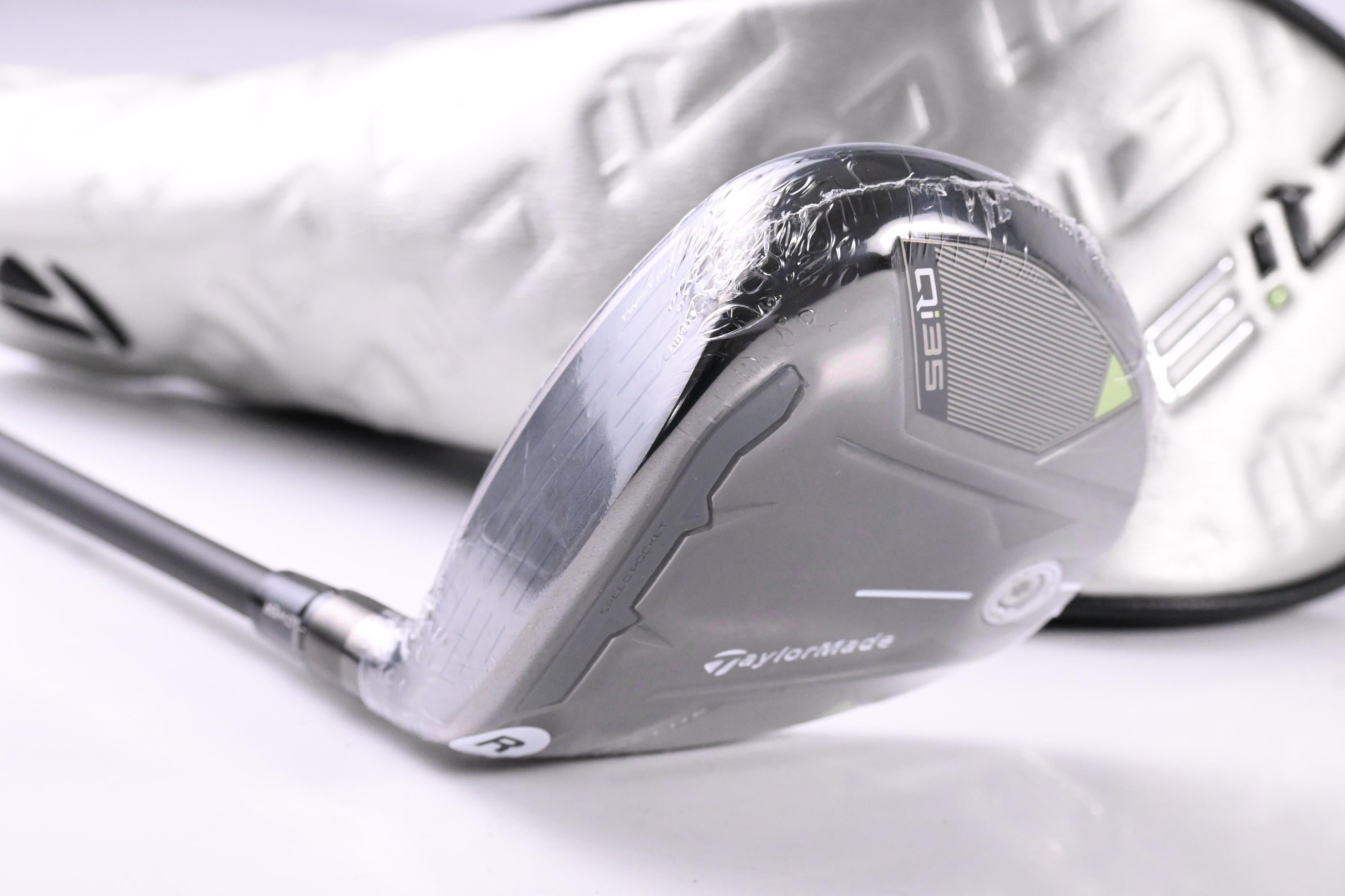 Left Hand Taylormade Qi35 Max Lite #3 Wood / 15.5 Degree / Regular Flex Vanquish