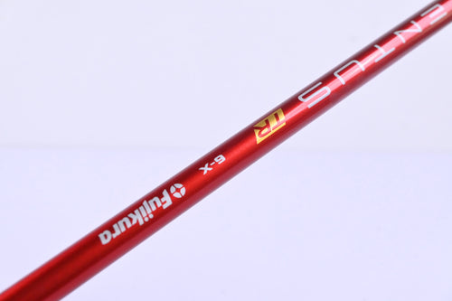 Callaway Rogue ST MAX LS Driver / 9 Degree / X-Flex Ventus TR Red Velocore 6