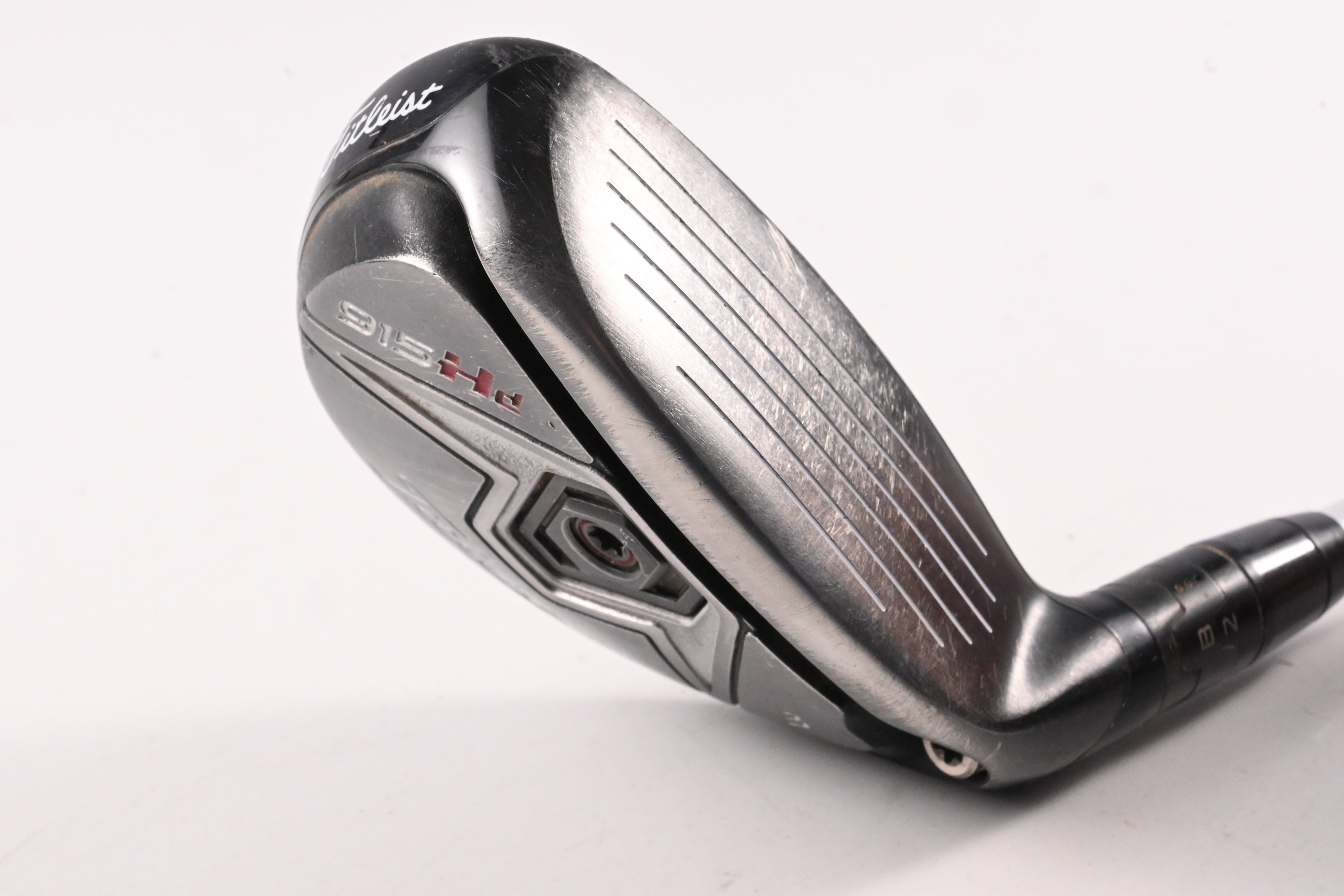 Titleist 915H #3 Hybrid / 20.5 Degree / Stiff Flex Aldila Rogue Silver 85 Shaft