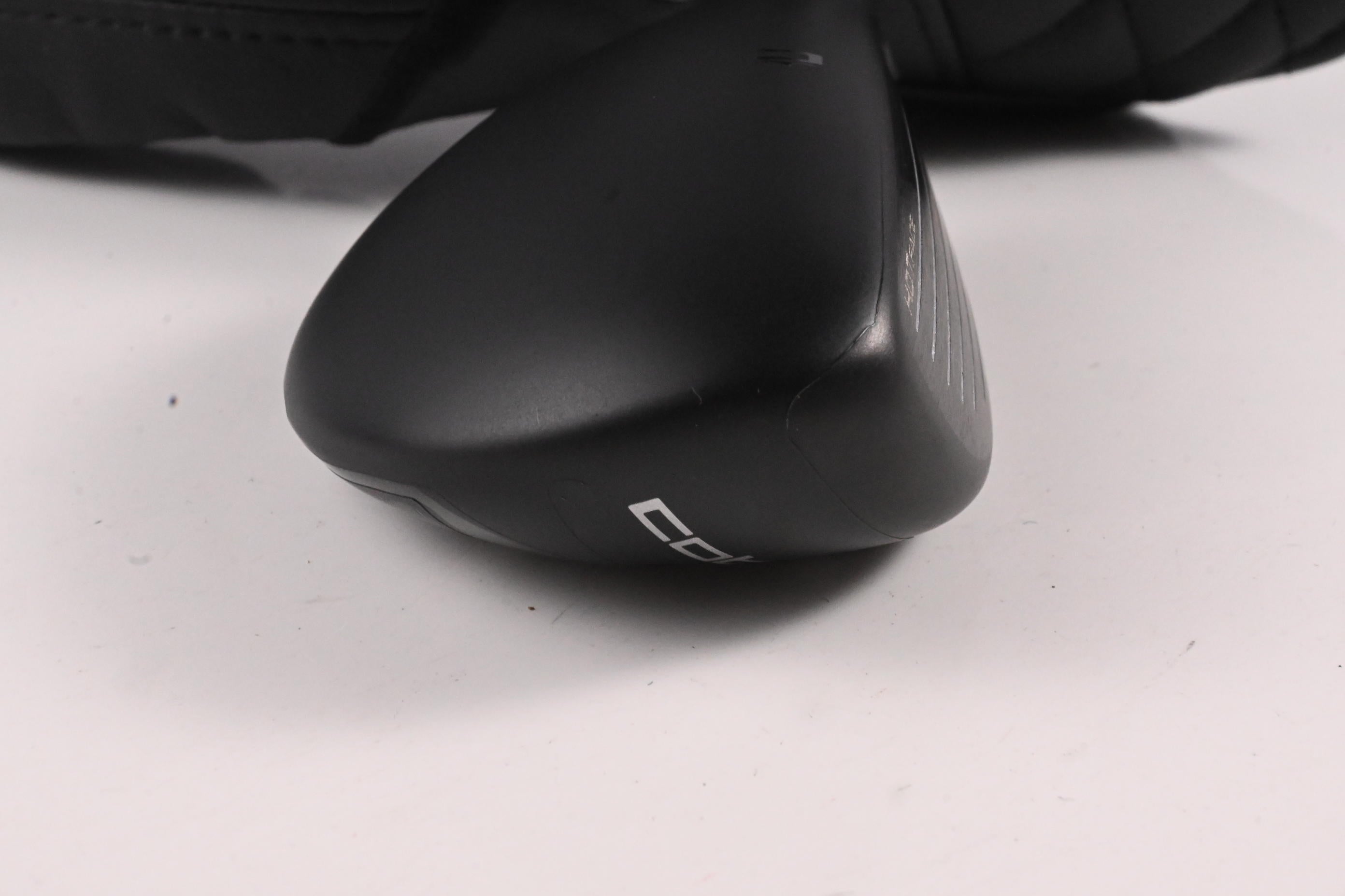 Cobra DS-Adapt #4 Hybrid / 21 Degree / Regular Flex KBS TGI 75 Shaft