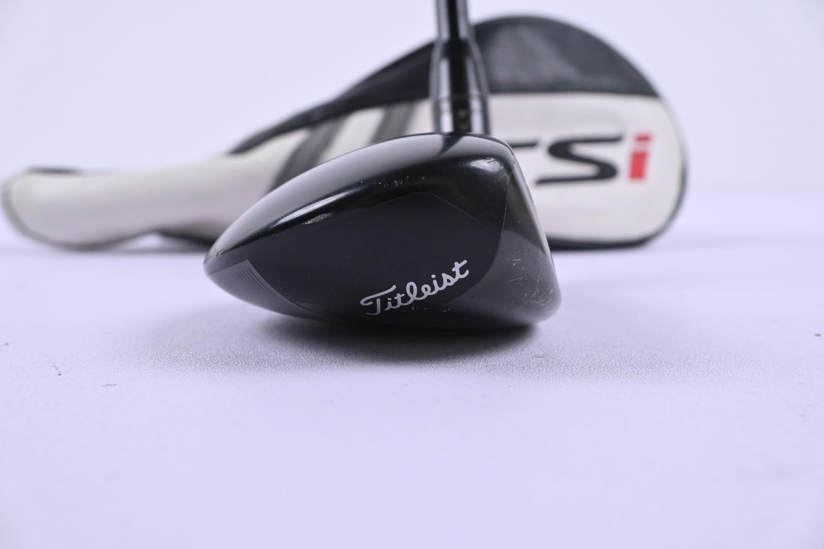 Titleist TSi2 #3 Hybrid / 18 Degree / Stiff Flex HZRDUS Smoke RDX Black 80 Shaft
