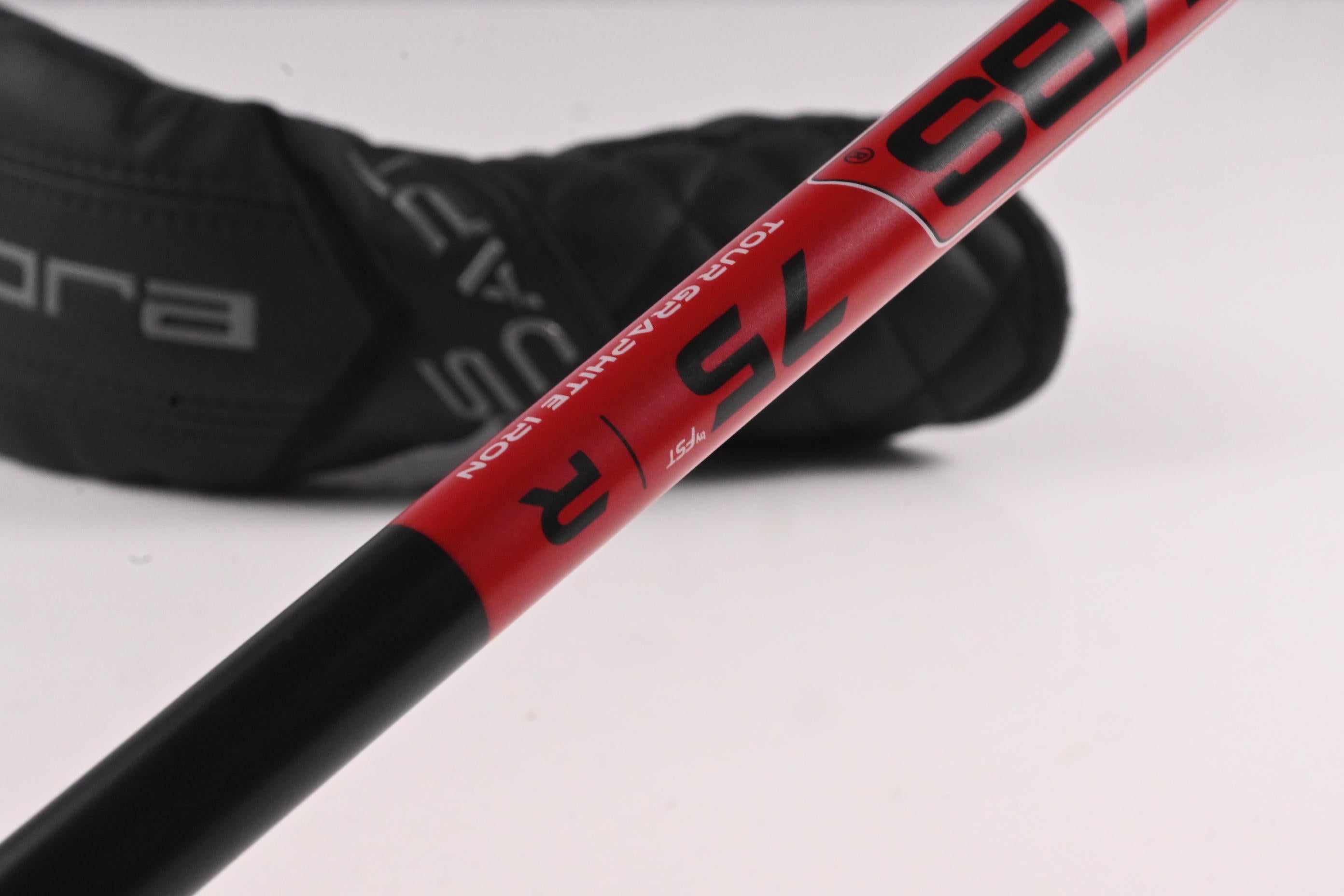 Cobra DS-Adapt #4 Hybrid / 21 Degree / Regular Flex KBS TGI 75 Shaft