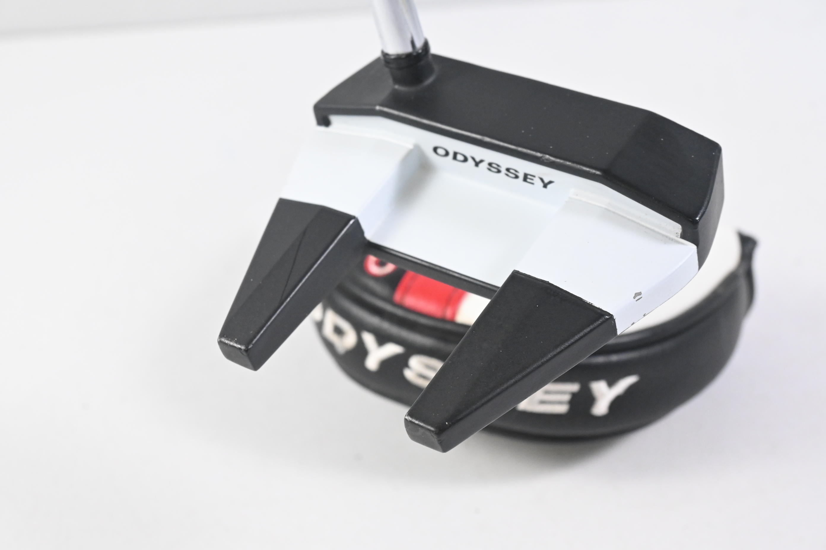 Tour Issue Odyssey White Hot Versa Seven Putter / 35 Inch