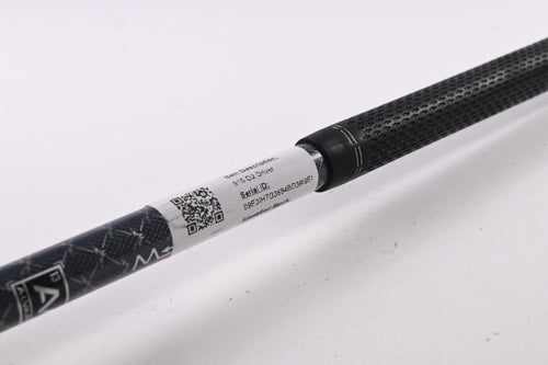 Titleist 915 D2 Driver / 10.5 Degree / Regular Flex Tensei AV Blue 55 Shaft