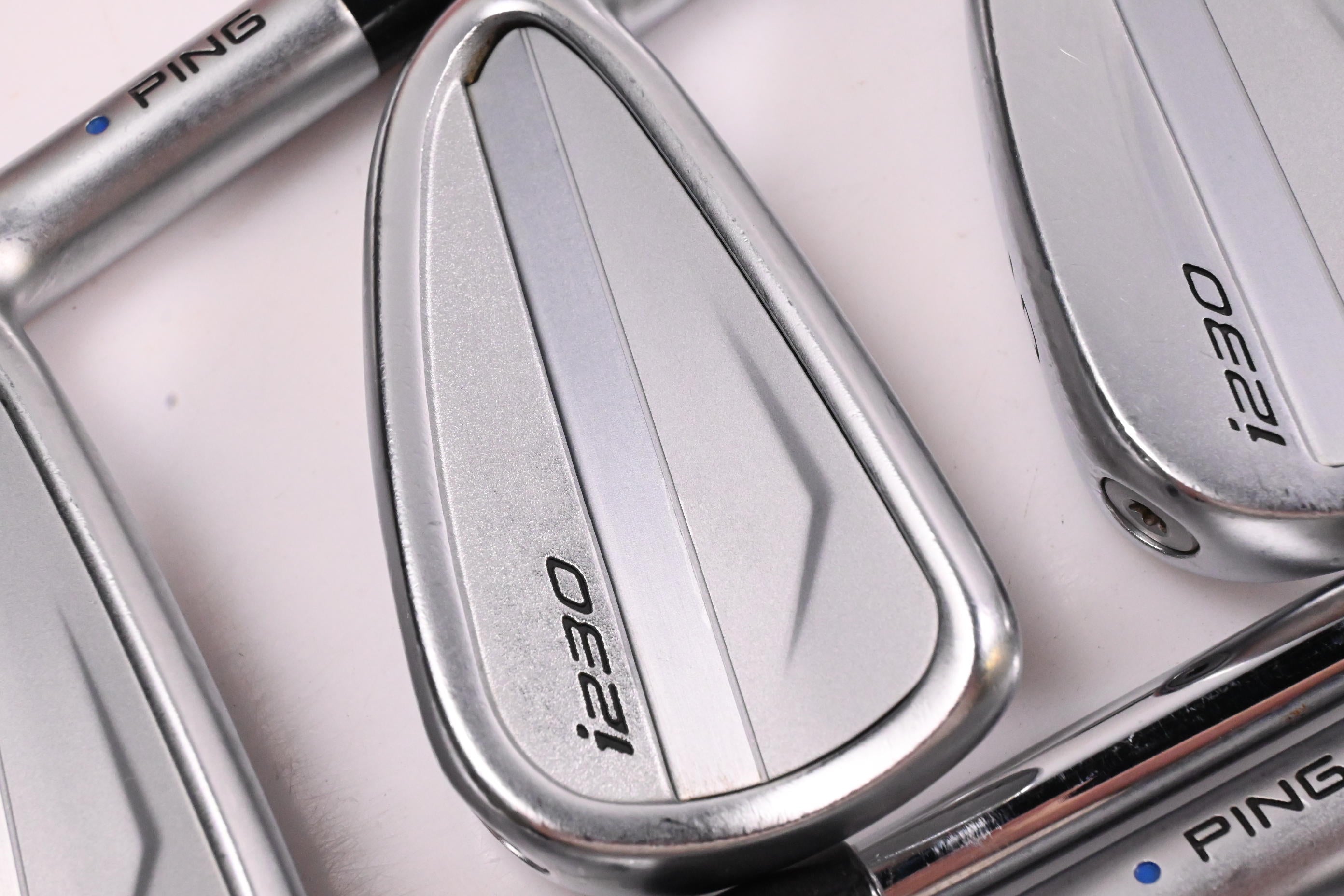 Ping i230 Irons / 4-PW / Blue Dot / Stiff Flex Ping AWT 2.0 Shafts