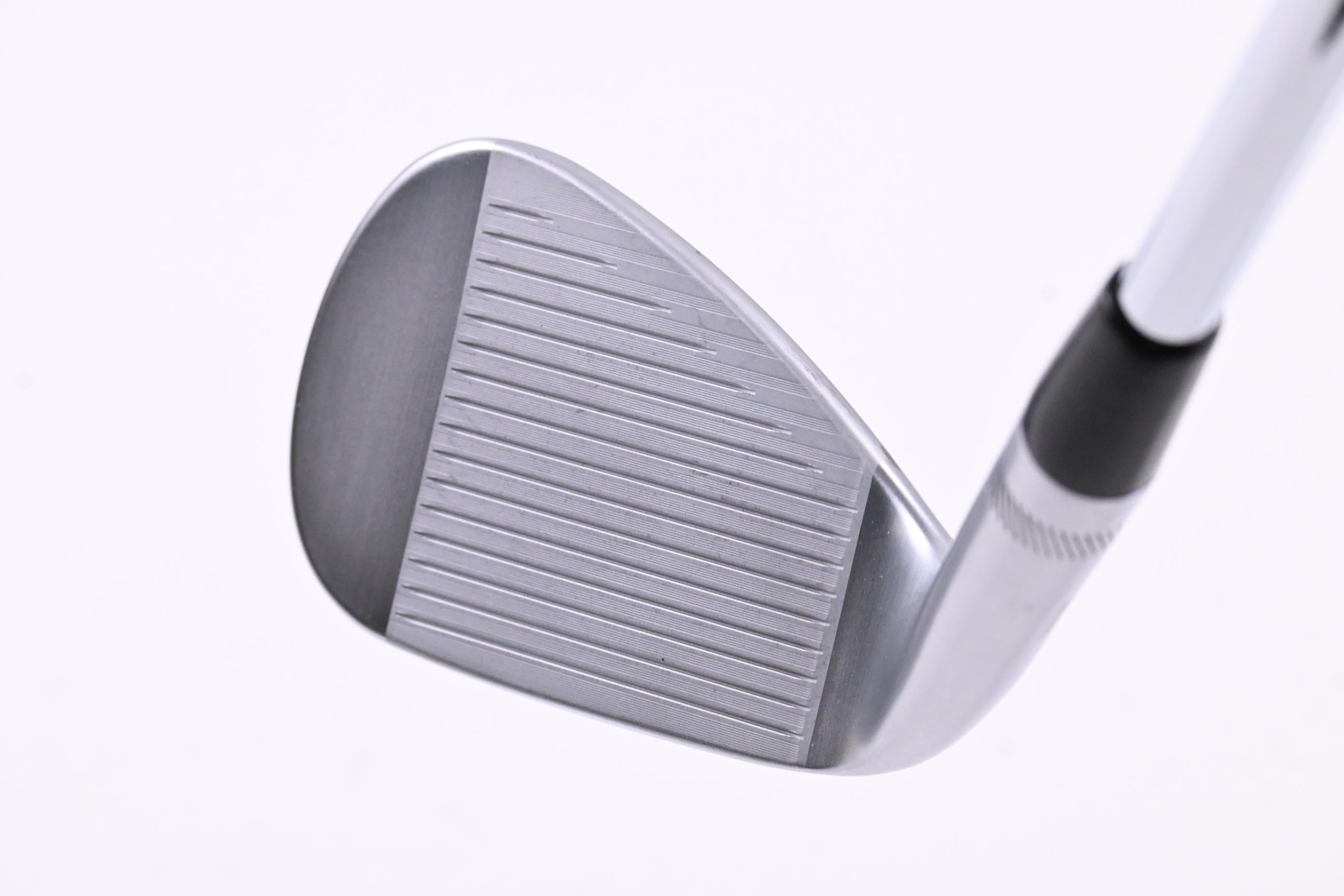 Titleist Vokey SM10 Pitching Wedge / 46 Degree / Wedge Flex Vokey SM10 Shaft