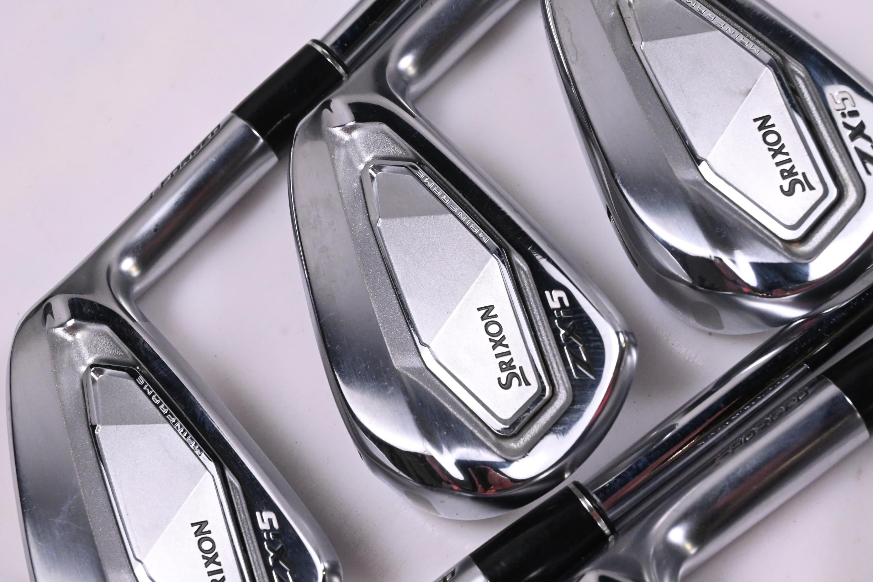 Srixon ZXi5 Irons / 5-PW / Stiff Flex Dynamic Gold Mid 115 S300 Shafts