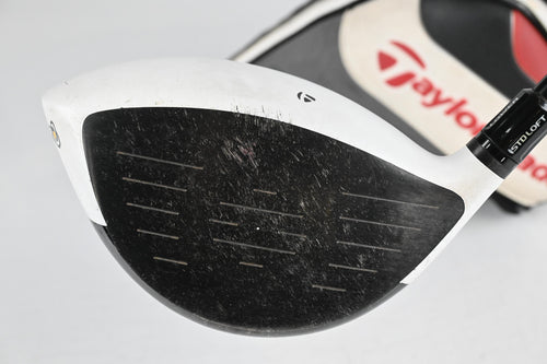 Taylormade R11 Driver / 10.5 degree / Regular Flex Fujikura Blur 60 Shaft