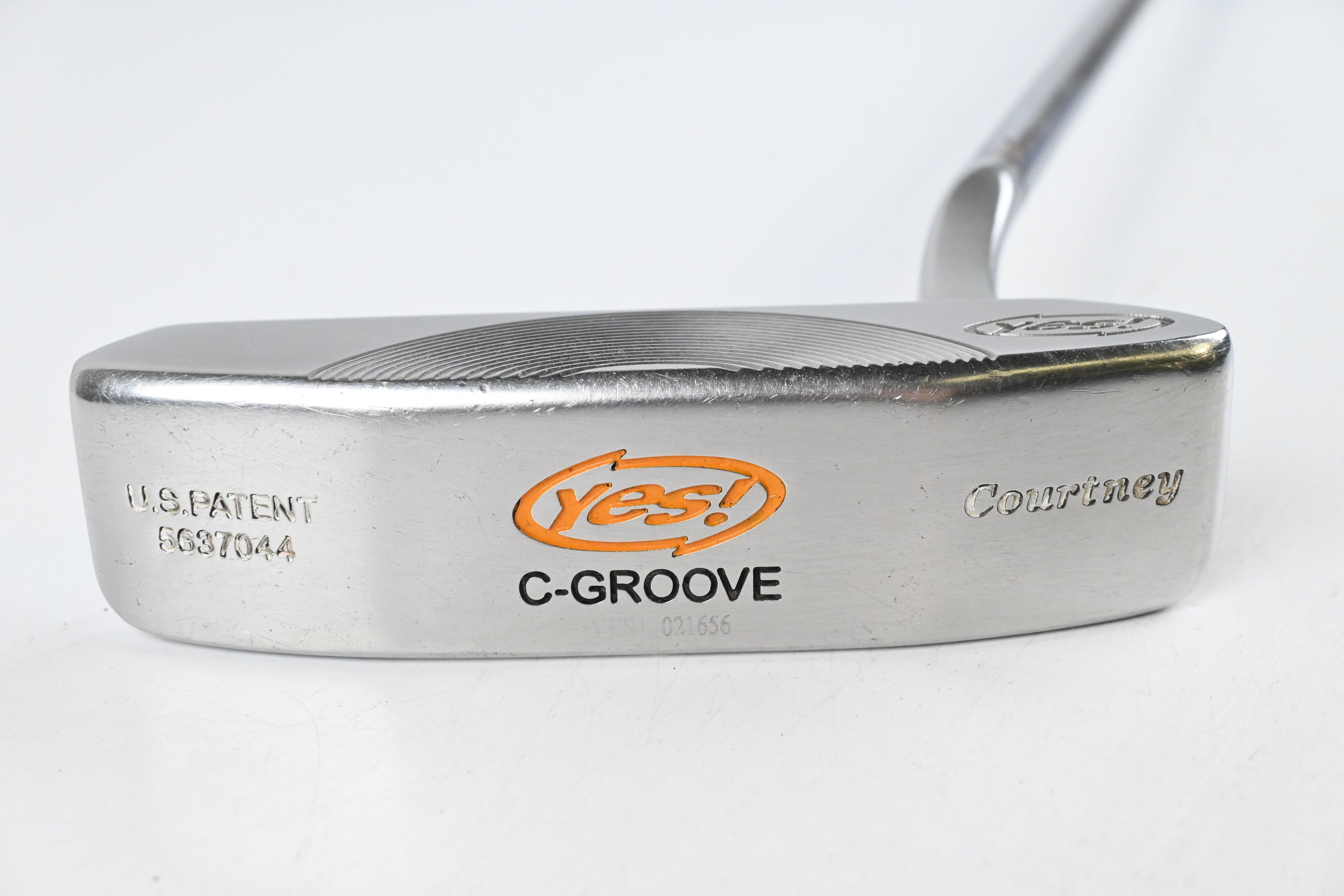 Yes! C-Groove Courtney Putter / 32 Inch
