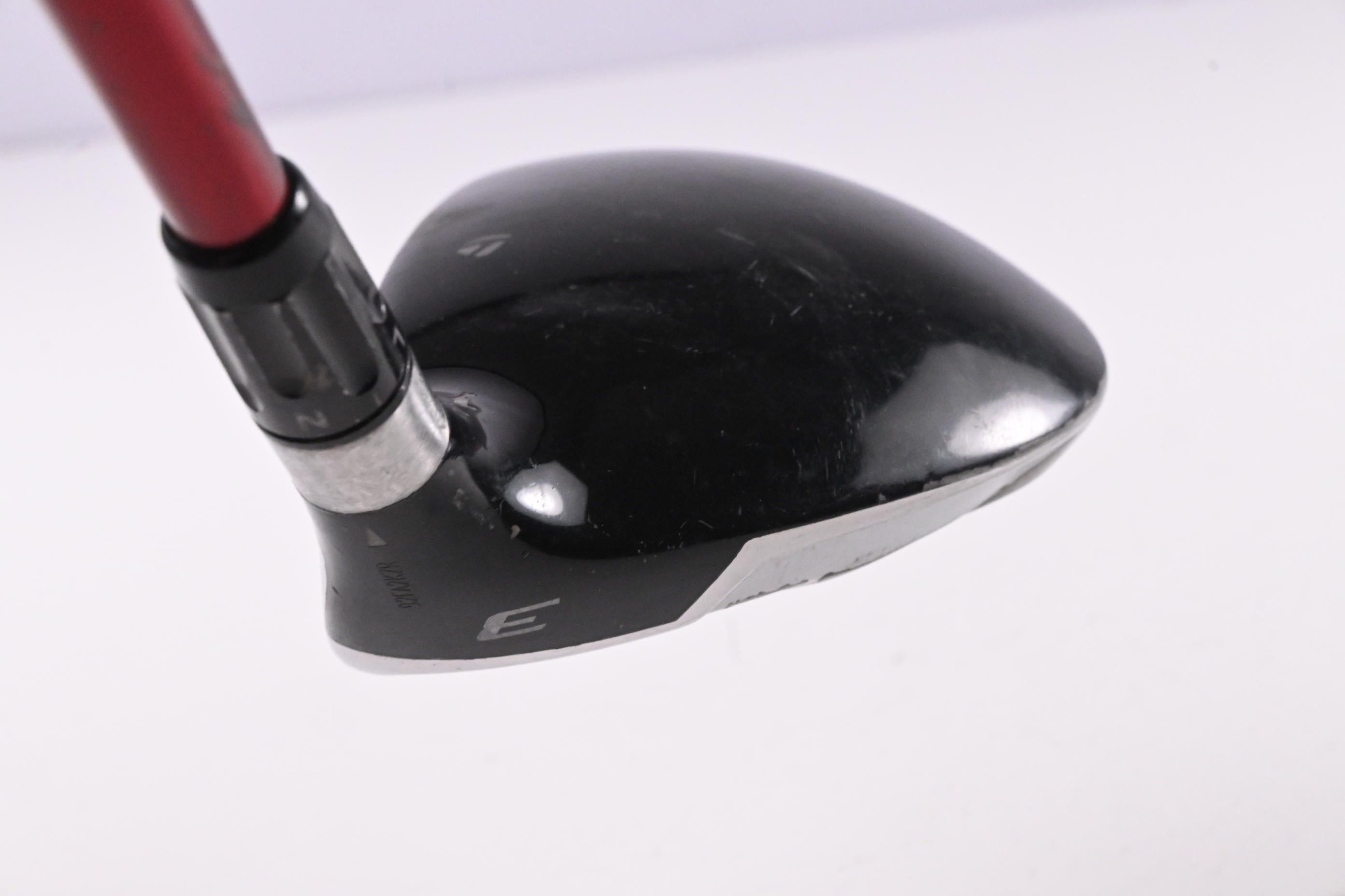 Taylormade R9 #3 Wood / 15 Degree / Regular Flex Fujikura Motore 70 Shaft