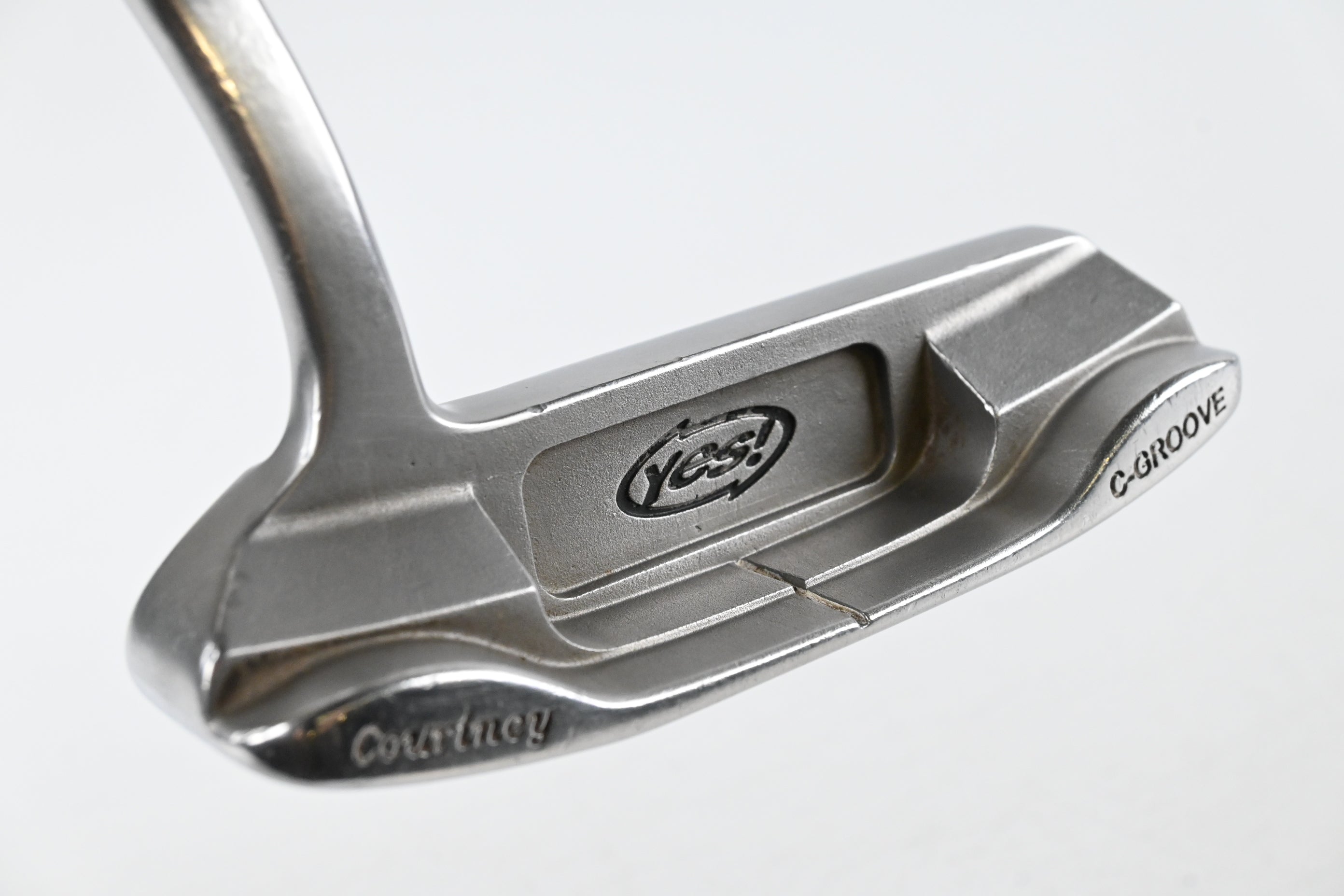 Yes! C-Groove Courtney Putter / 32 Inch