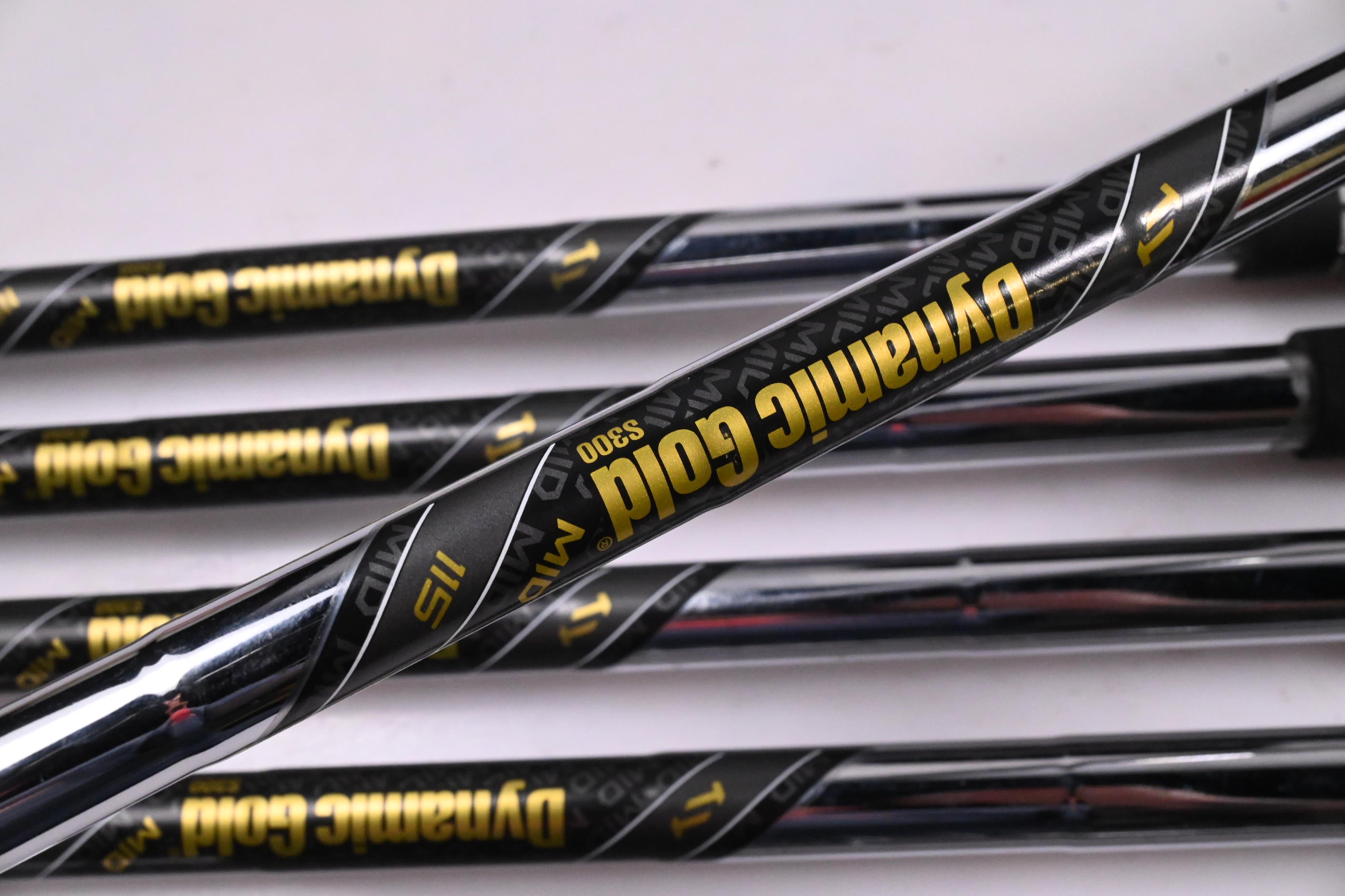 Srixon ZXi5 Irons / 5-PW / Stiff Flex Dynamic Gold Mid 115 S300 Shafts