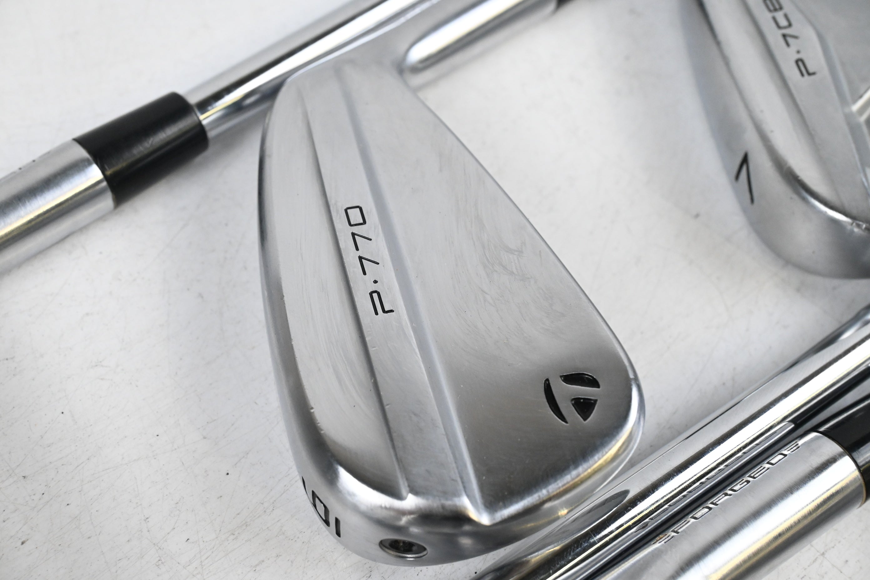 Taylormade P.7CB/P770 Irons / 5-PW / X-Flex Dynamic Gold Mid 115 X100 Shafts