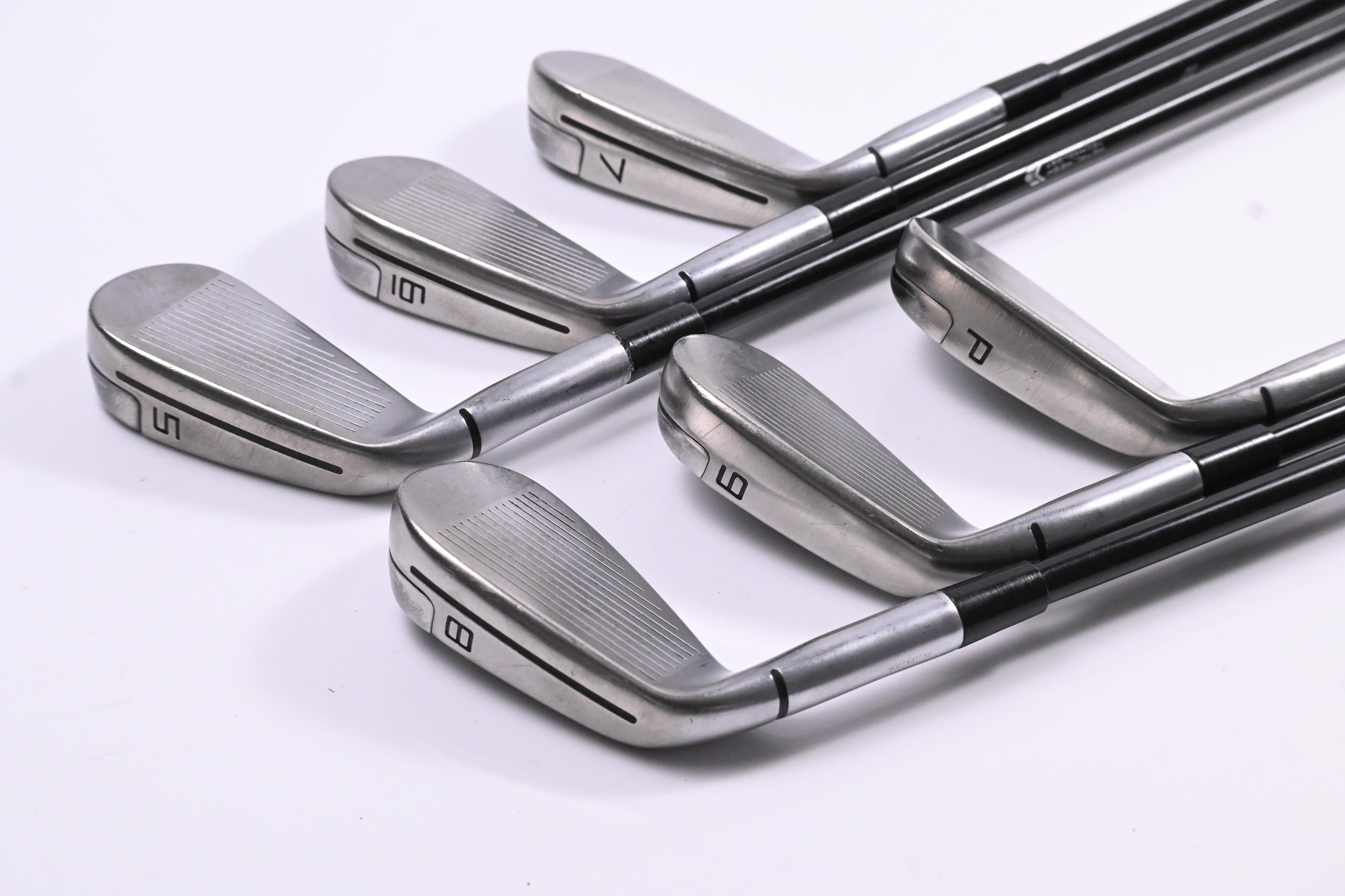 Taylormade P790 Ti Irons / 5-PW / Regular Flex MMT 65 Shafts