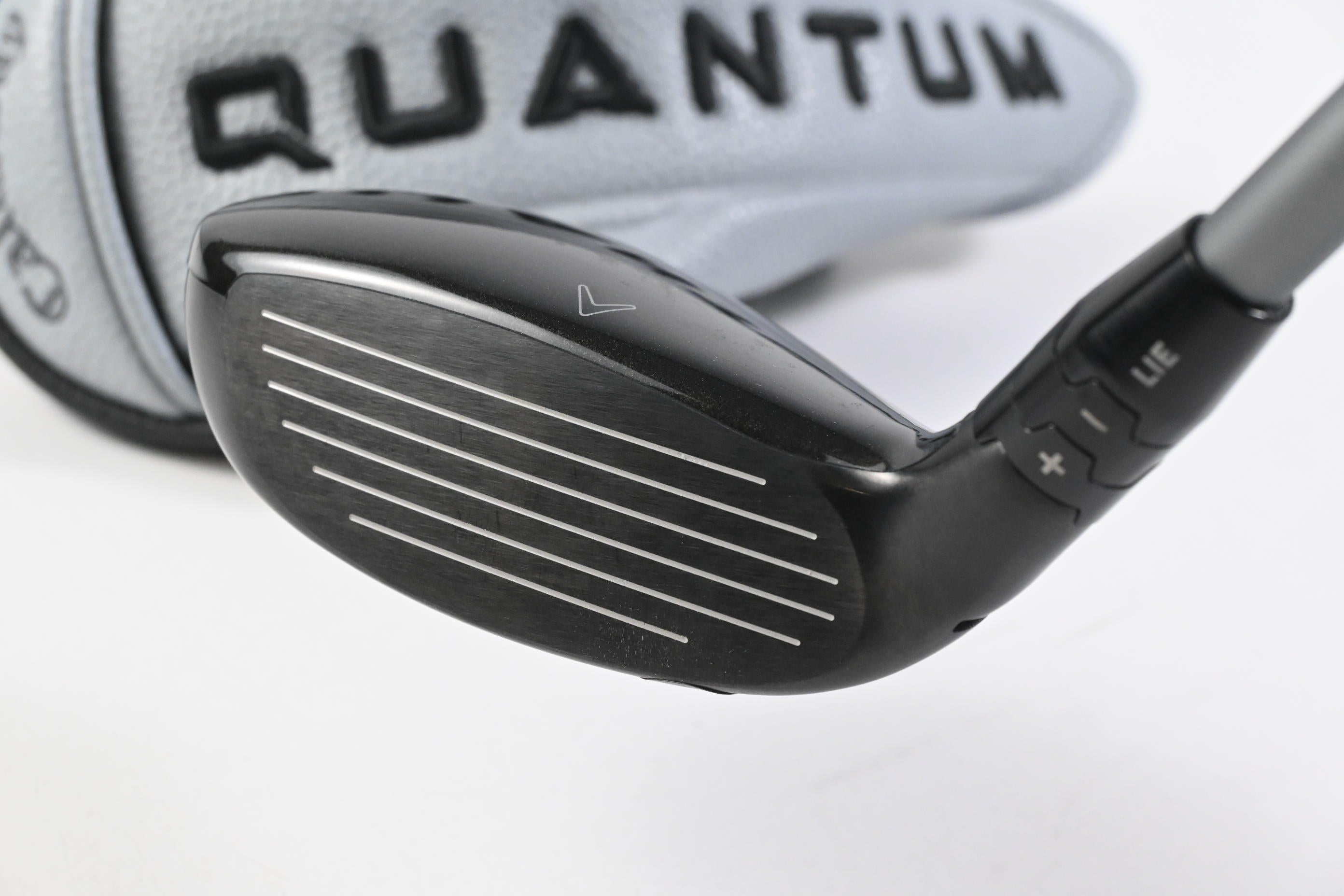 Callaway Quantum Max #5 Hybrid / 24 Degree / Regular Flex Denali Frost White 60