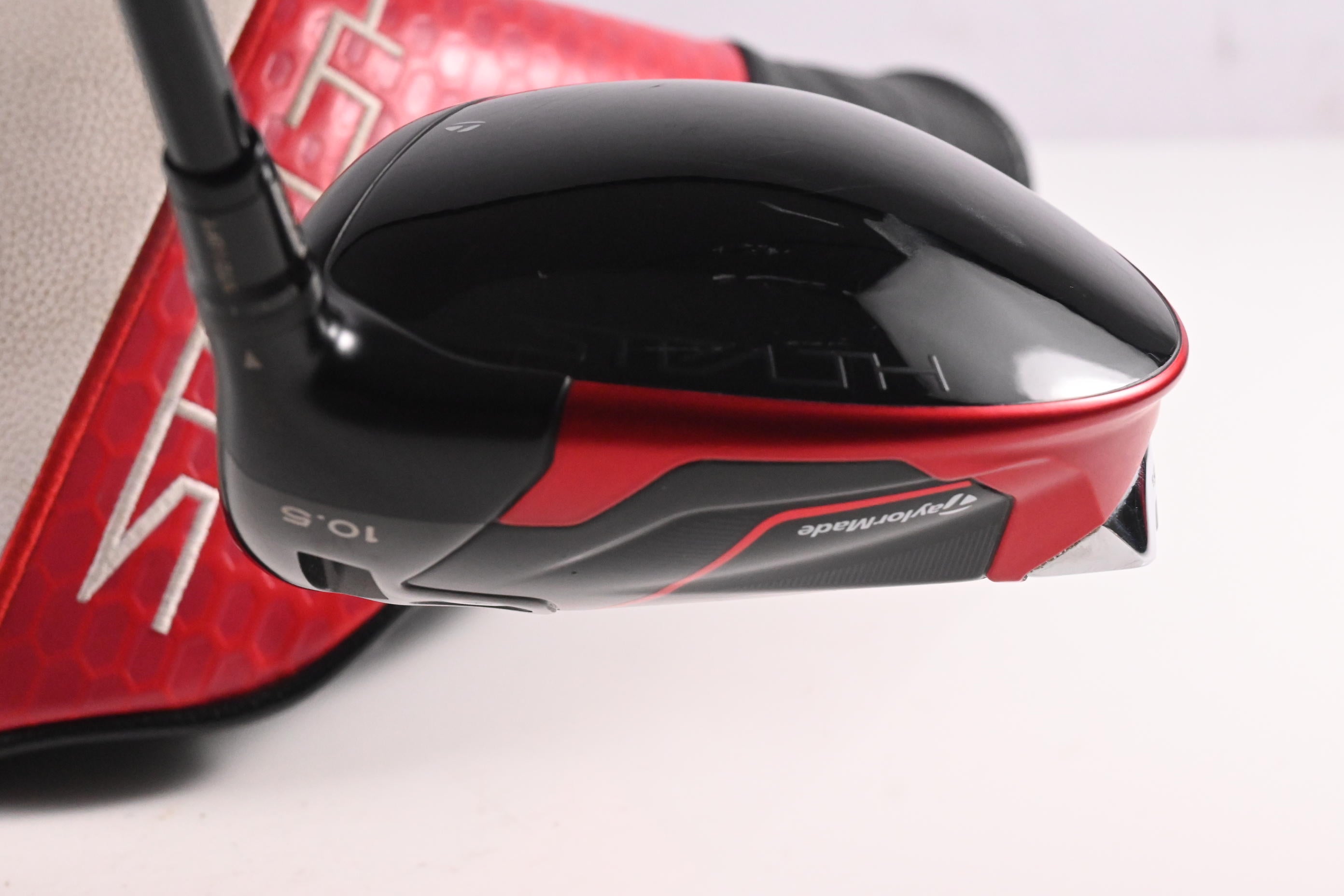 Taylormade Stealth 2 Driver / 10.5 Degree / X-Flex Kai'li Red 60 Shaft