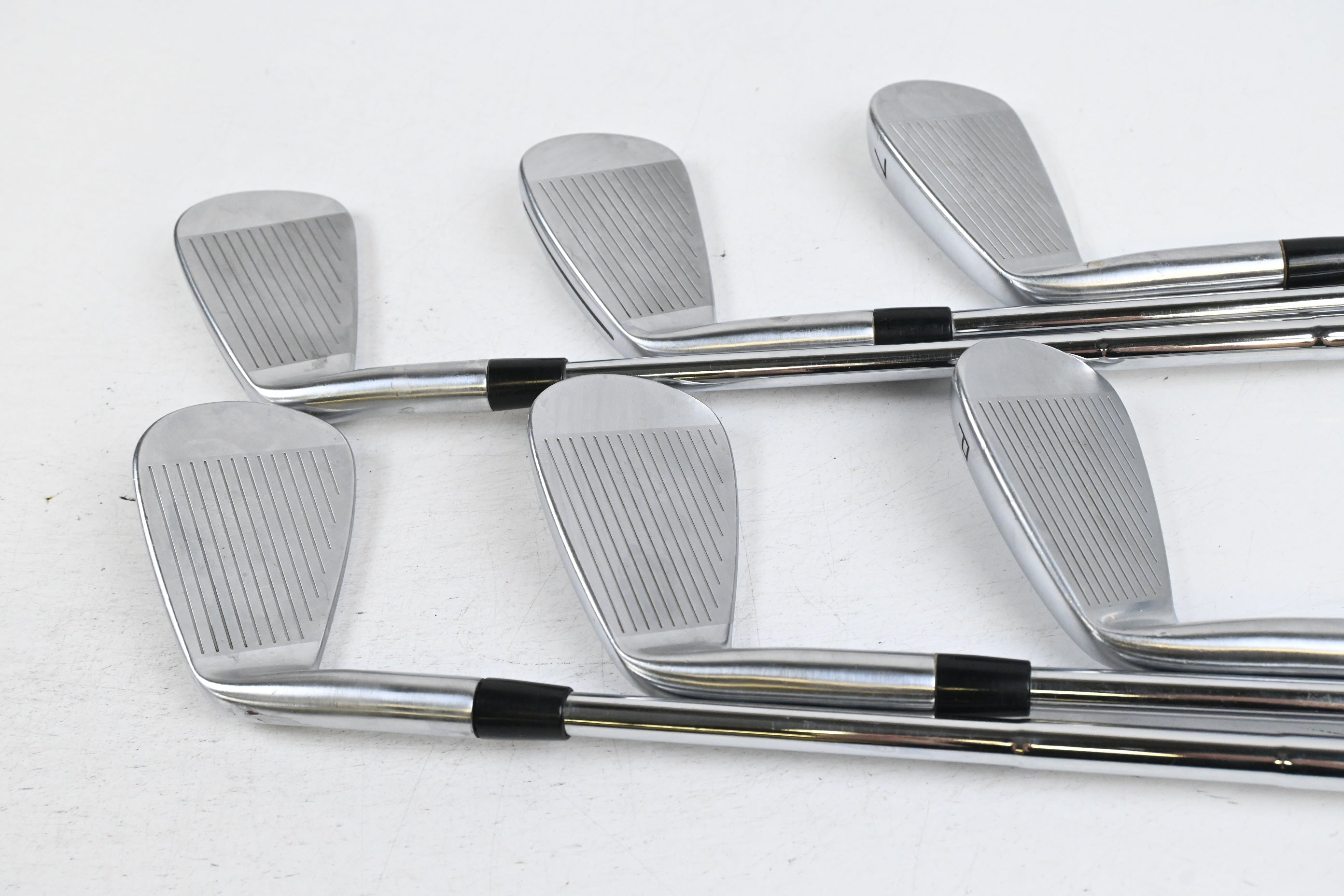 Taylormade P.7CB/P770 Irons / 5-PW / X-Flex Dynamic Gold Mid 115 X100 Shafts