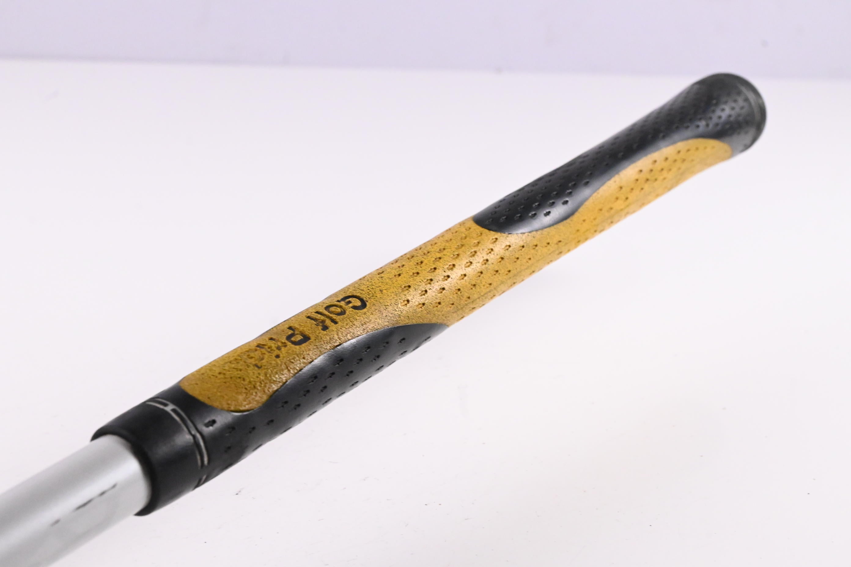 Taylormade R9 #3 Wood / 15 Degree / Regular Flex Fujikura Motore 70 Shaft