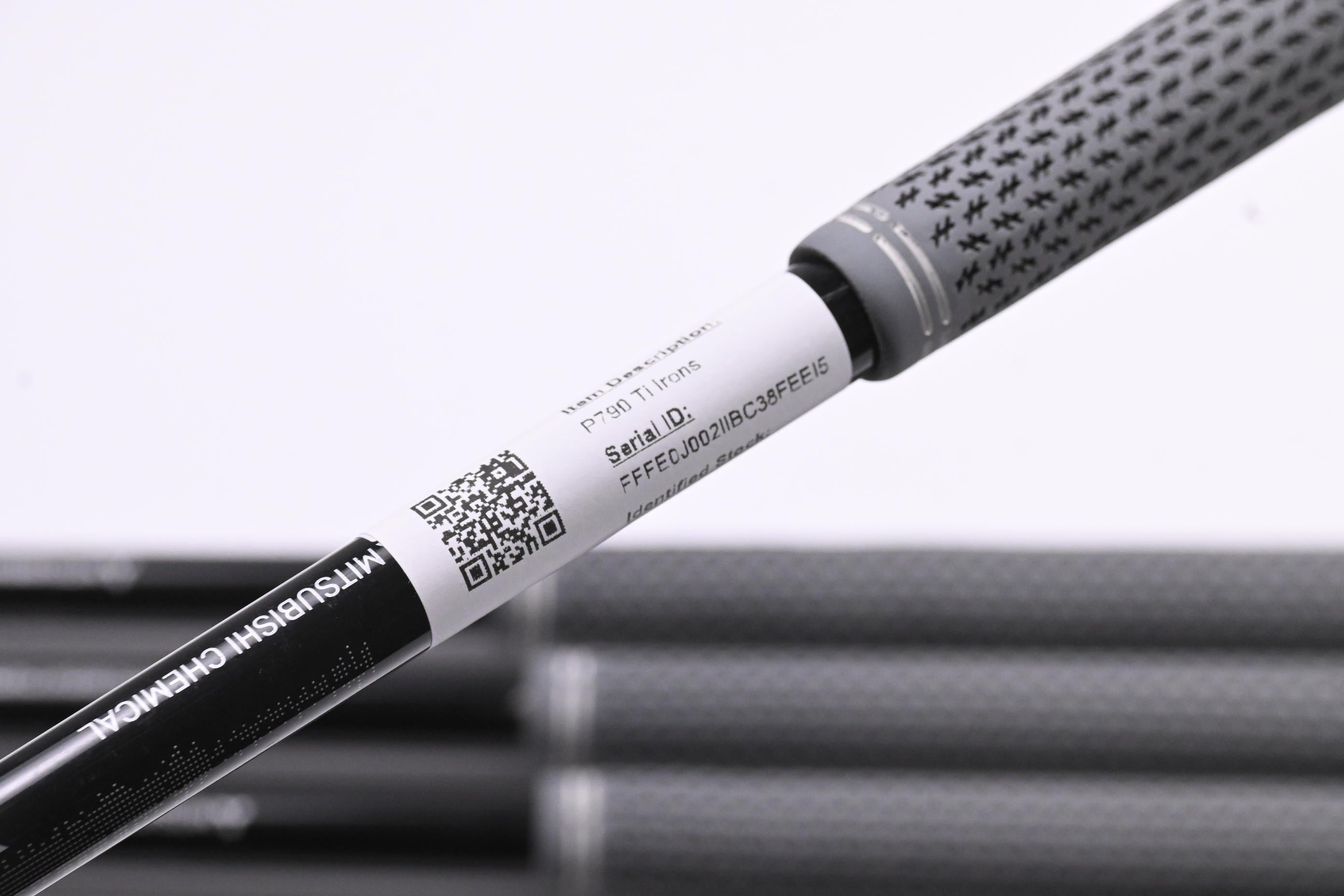 Taylormade P790 Ti Irons / 5-PW / Regular Flex MMT 65 Shafts