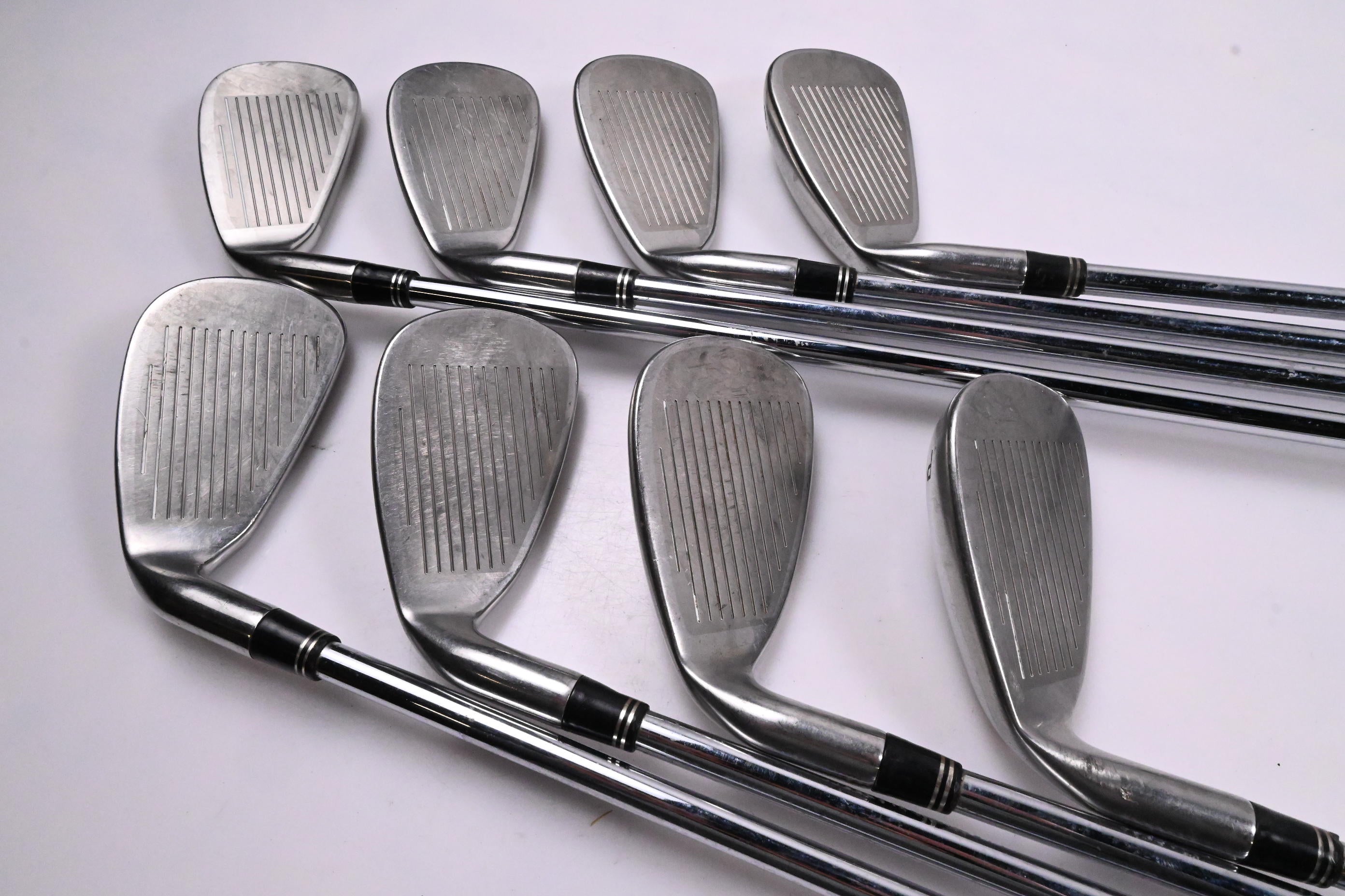 Taylormade R7 XD Irons / 3-PW / Regular Flex Taylormade Shafts