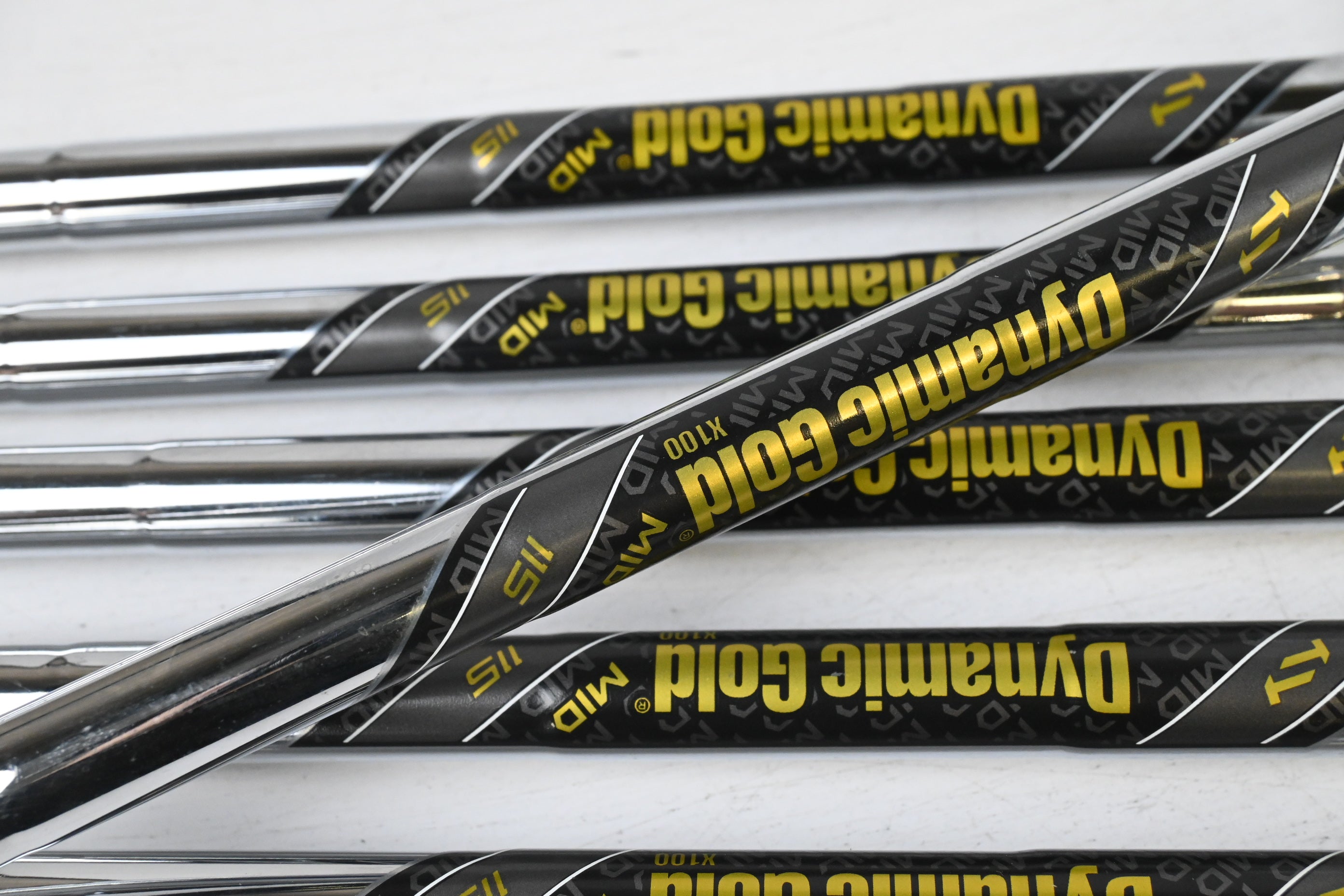Taylormade P.7CB/P770 Irons / 5-PW / X-Flex Dynamic Gold Mid 115 X100 Shafts