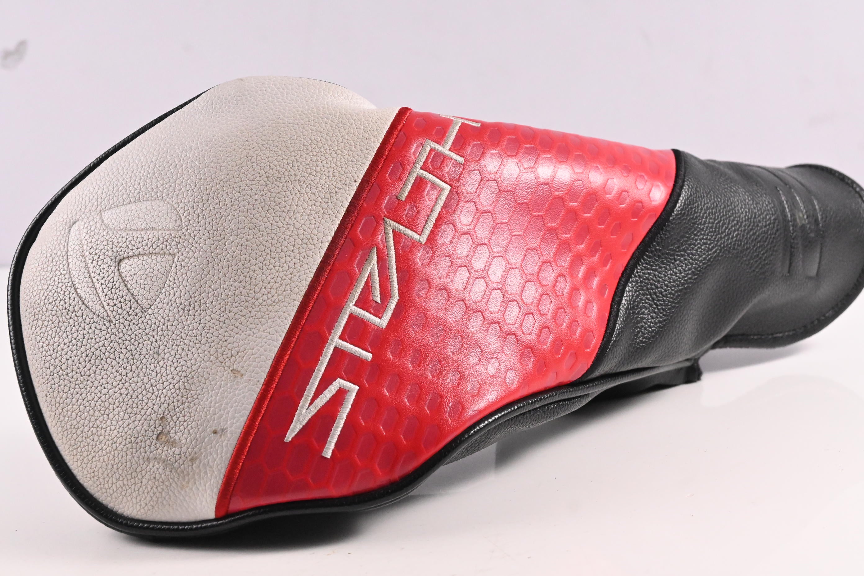 Taylormade Stealth 2 Driver / 10.5 Degree / X-Flex Kai'li Red 60 Shaft