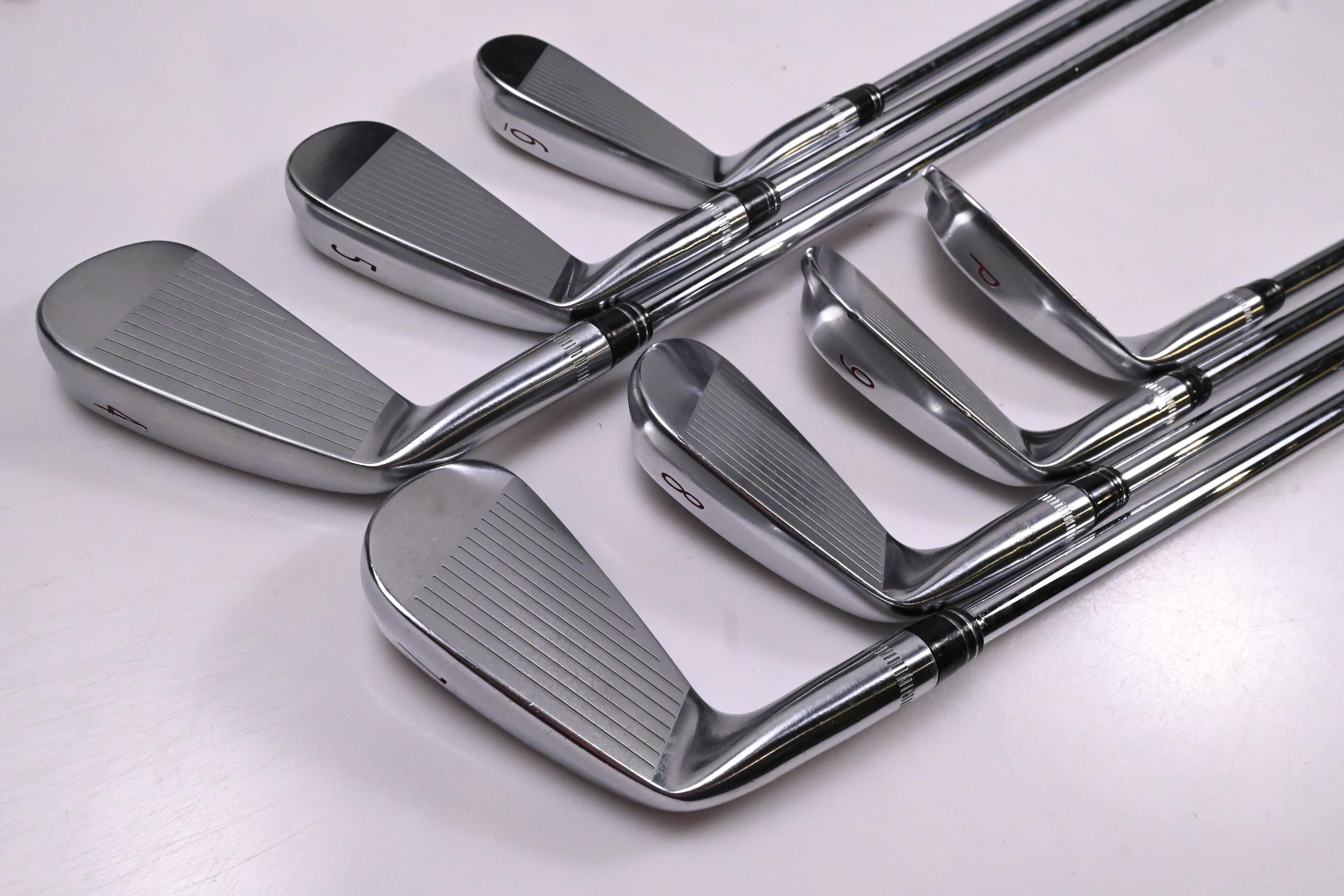 Ben Hogan PTX Tour Irons / 4-PW / Stiff Flex N.S.Pro Modus³ Tour 105 Shafts