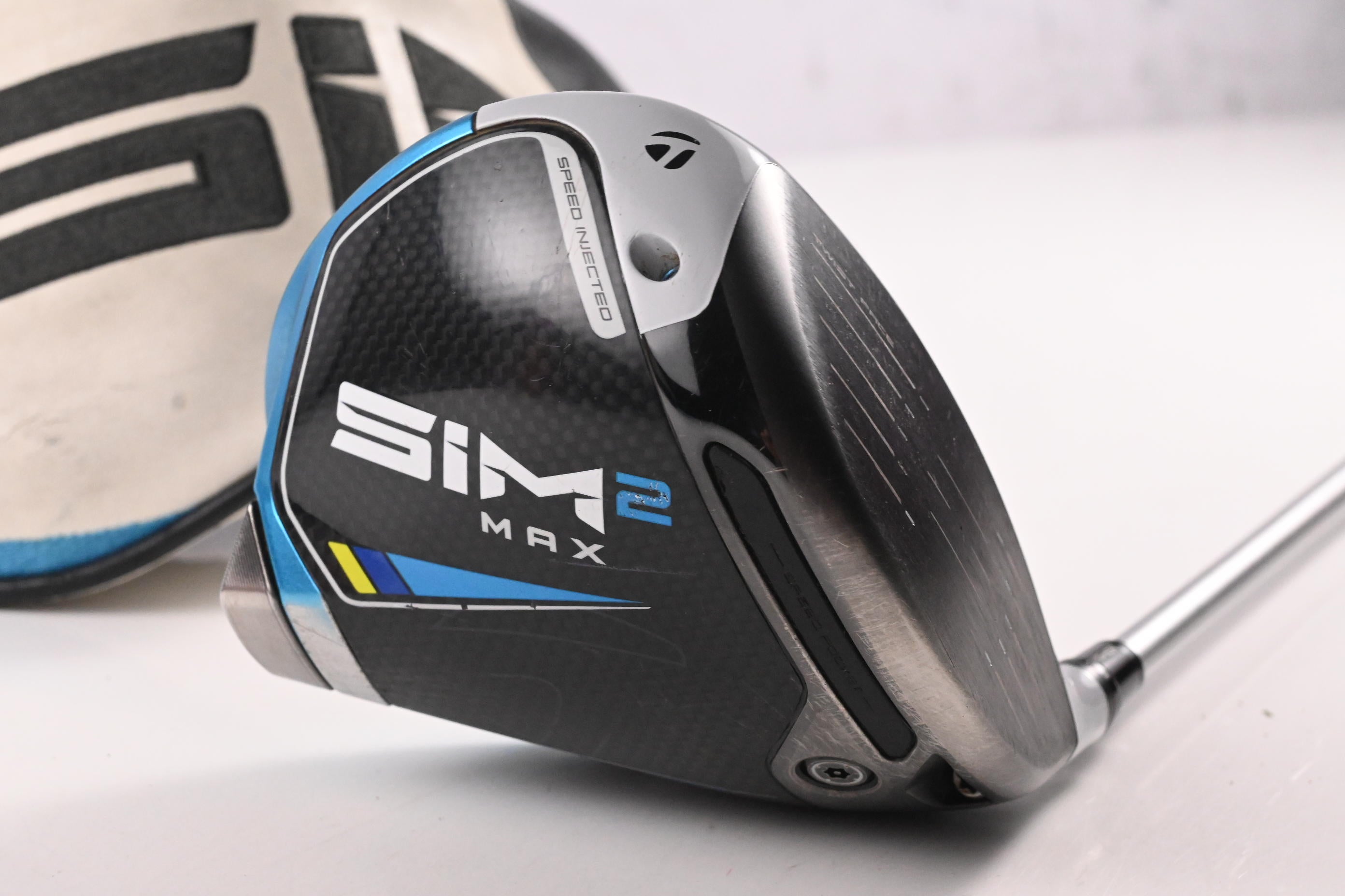 Taylormade SIM2 Max Driver / 10.5 Degree / Stiff Flex Kuro Kage Silver 60 Shaft