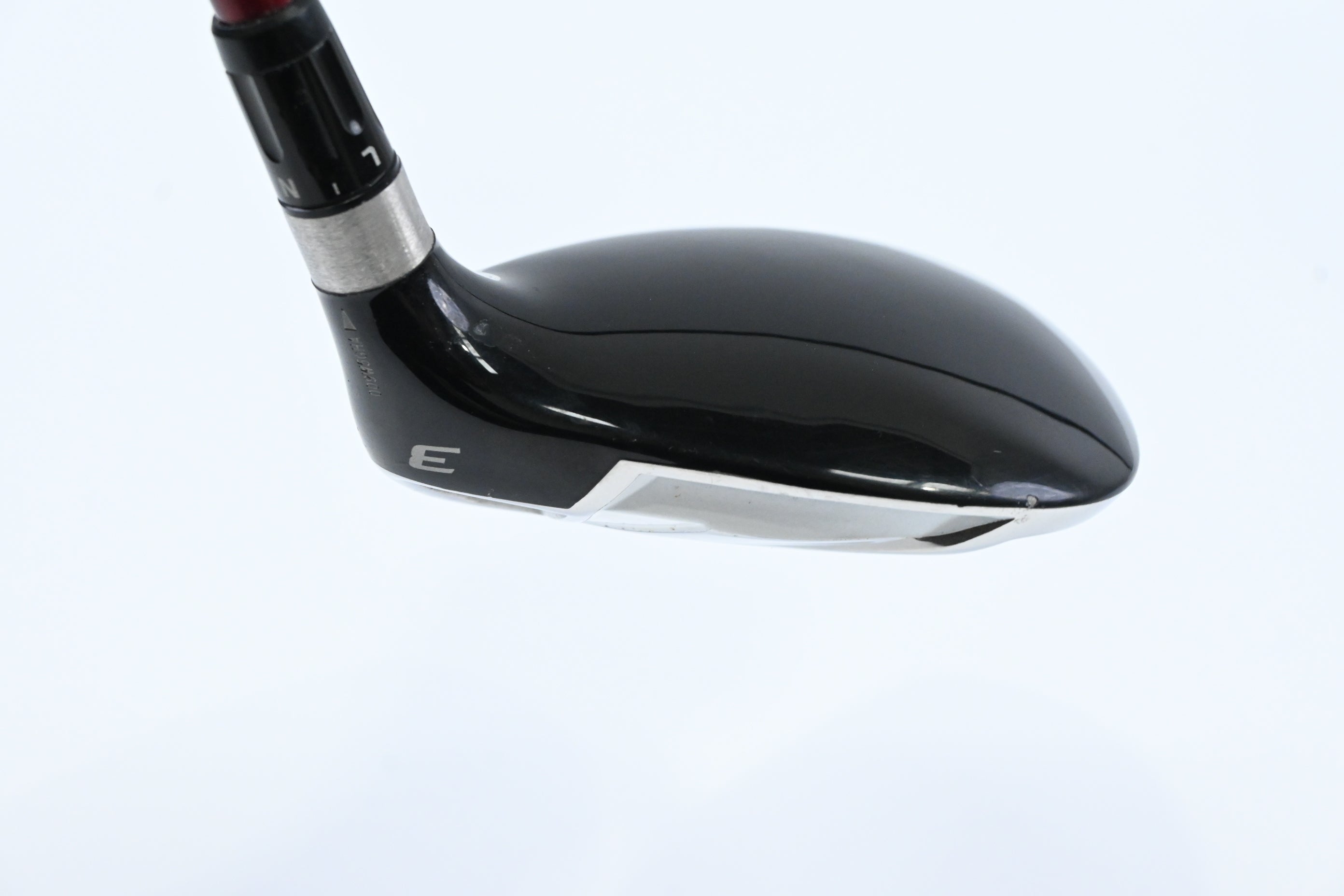 Taylormade R9 #3 Wood / 15 Degree / Regular Flex Fujikura Motore 70 Shaft