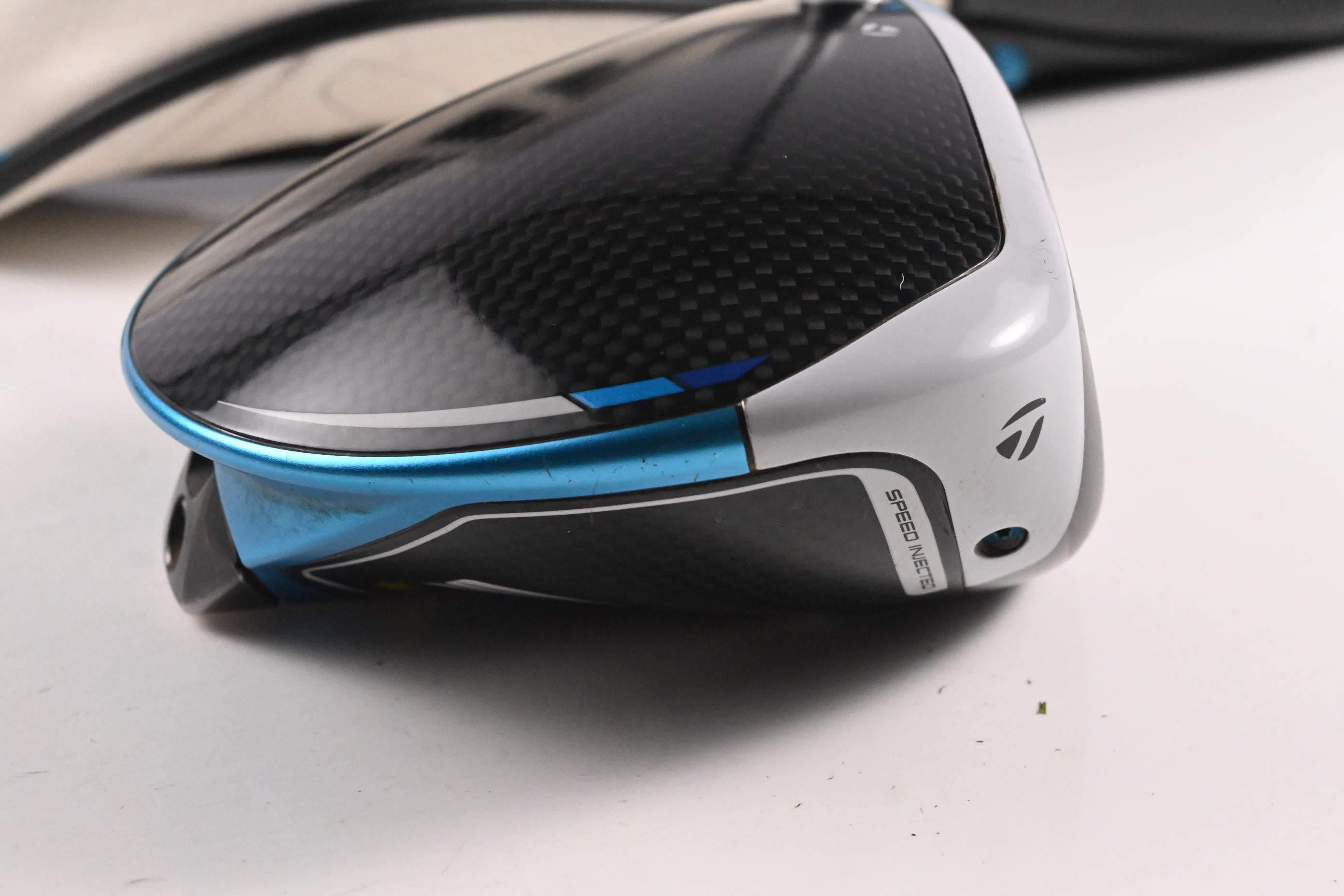 Taylormade SIM2 Max Driver / 10.5 Degree / Stiff Flex Kuro Kage Silver 60 Shaft