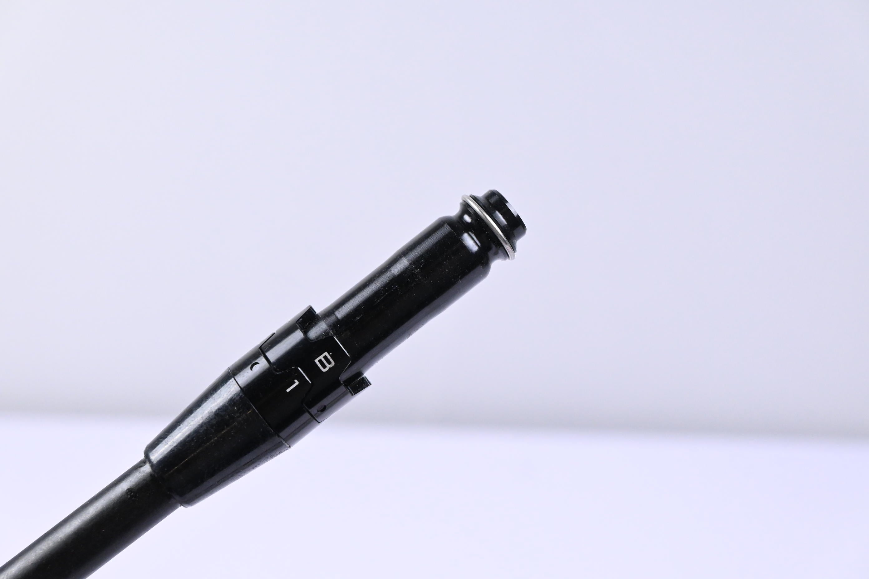 Graphite Design Tour AD IZ-7 Driver Shaft / X-Flex / Titleist Adapter